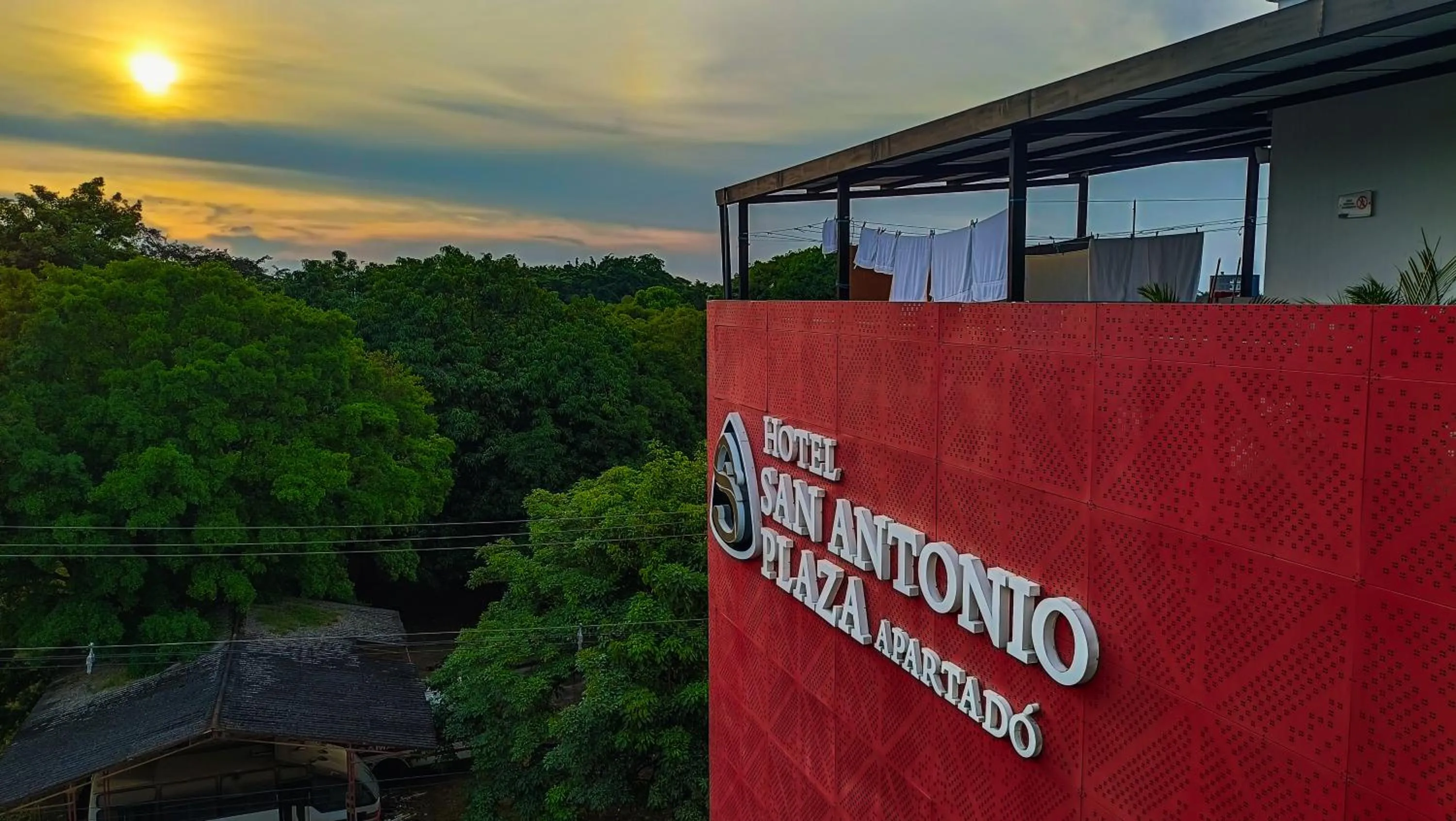 Street view in San Antonio Plaza