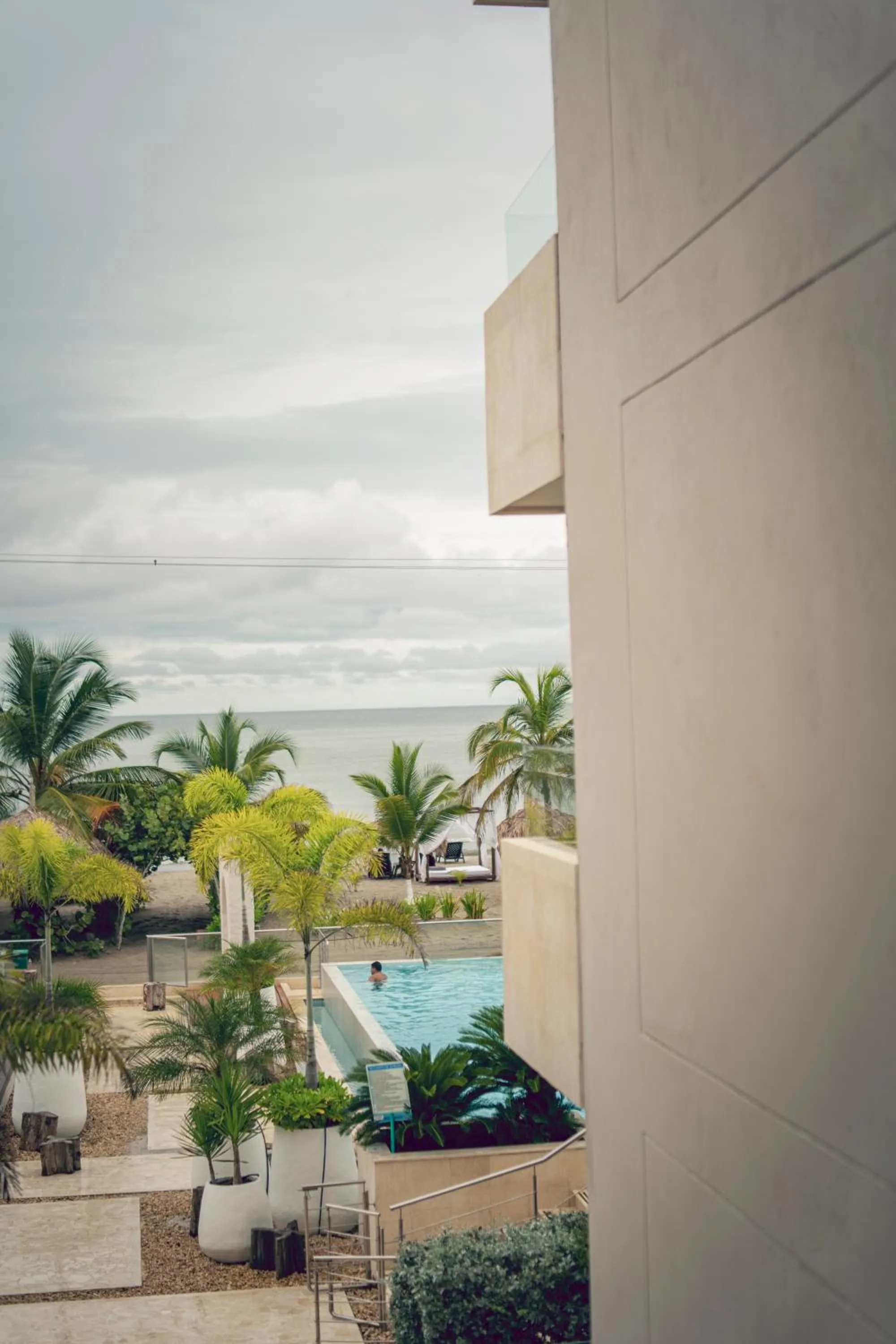Pool view in Loa Tolú by Bernalo Hotels
