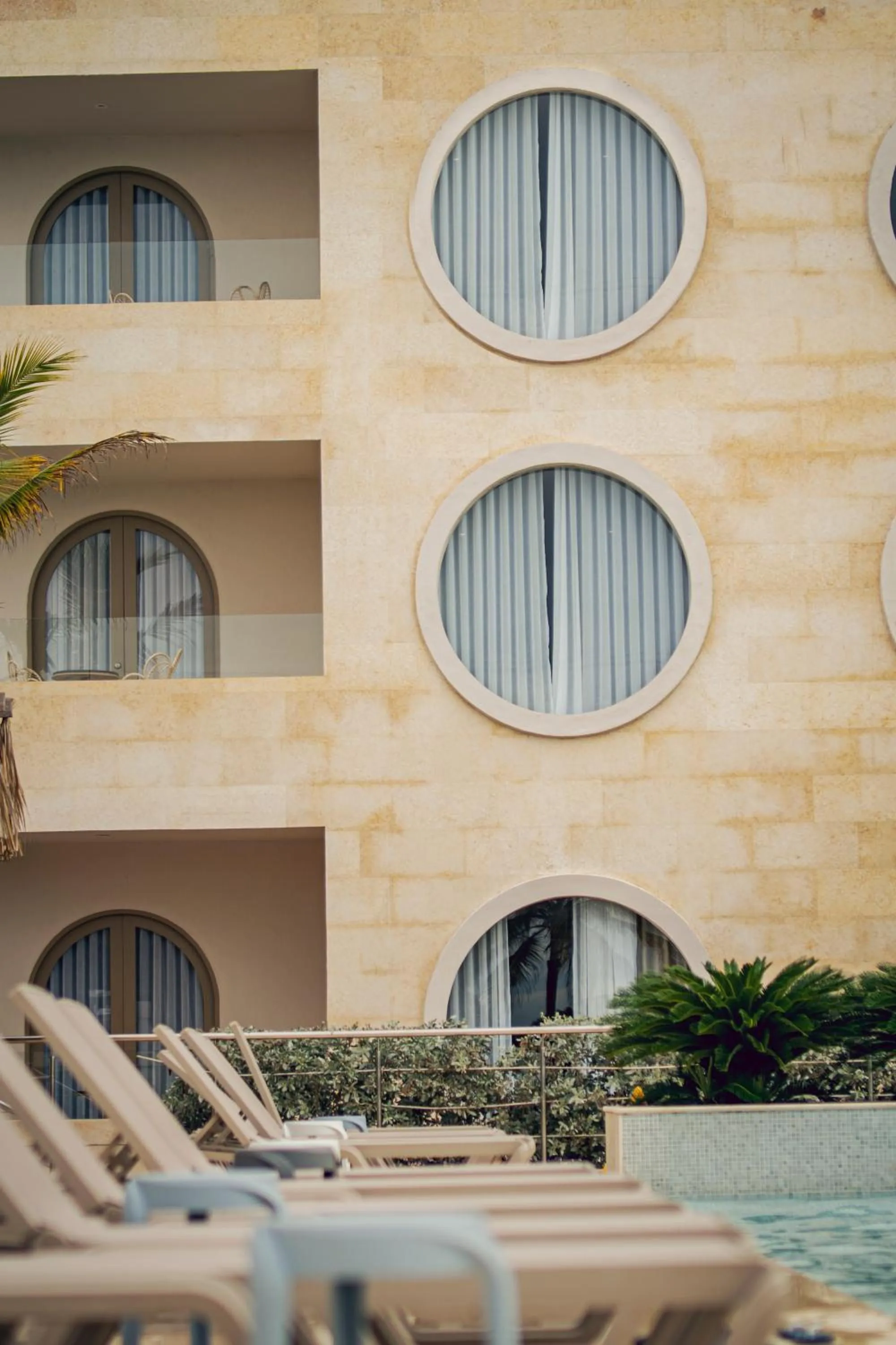 Property building in Loa Tolú by Bernalo Hotels