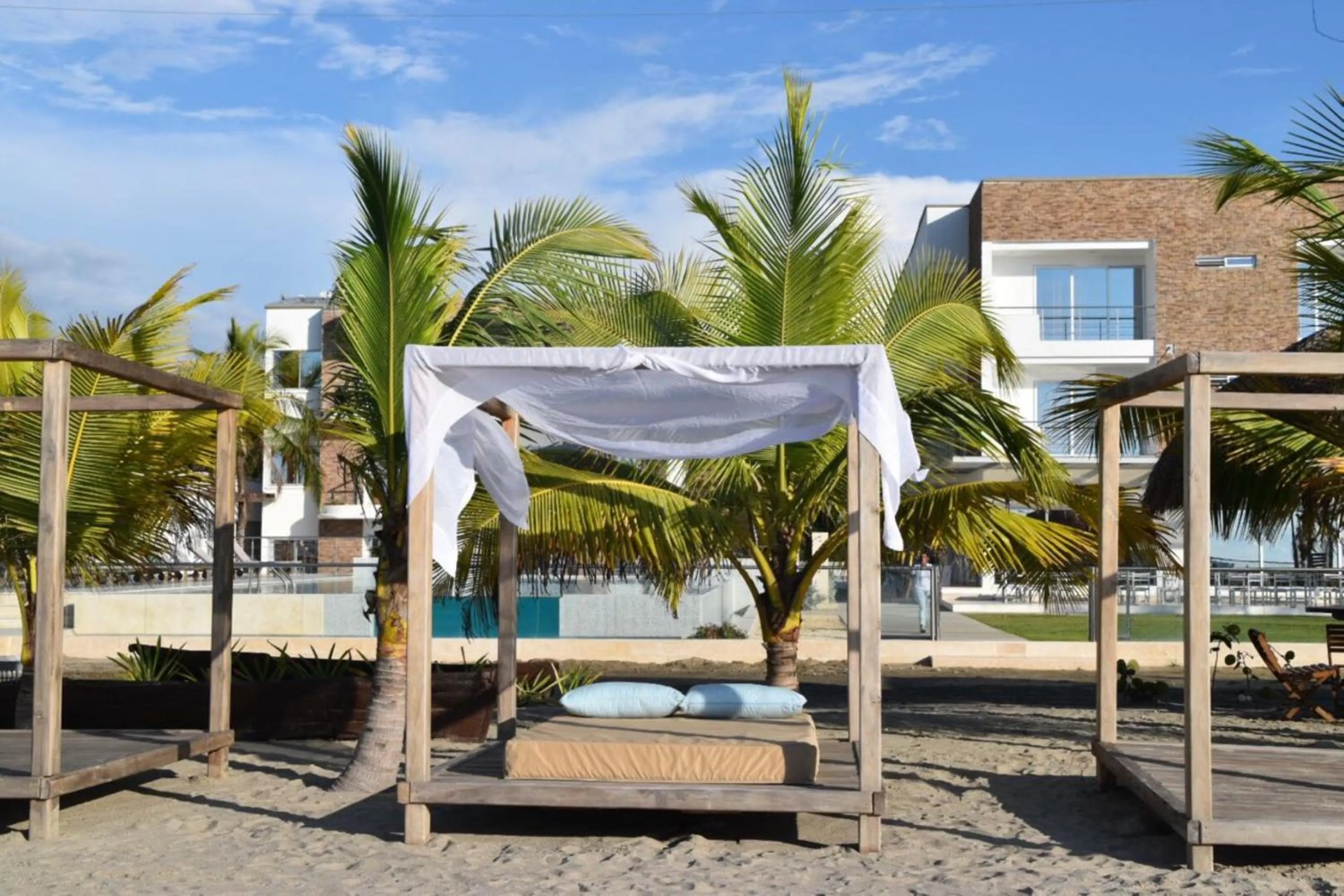 Beach in Loa Tolú by Bernalo Hotels