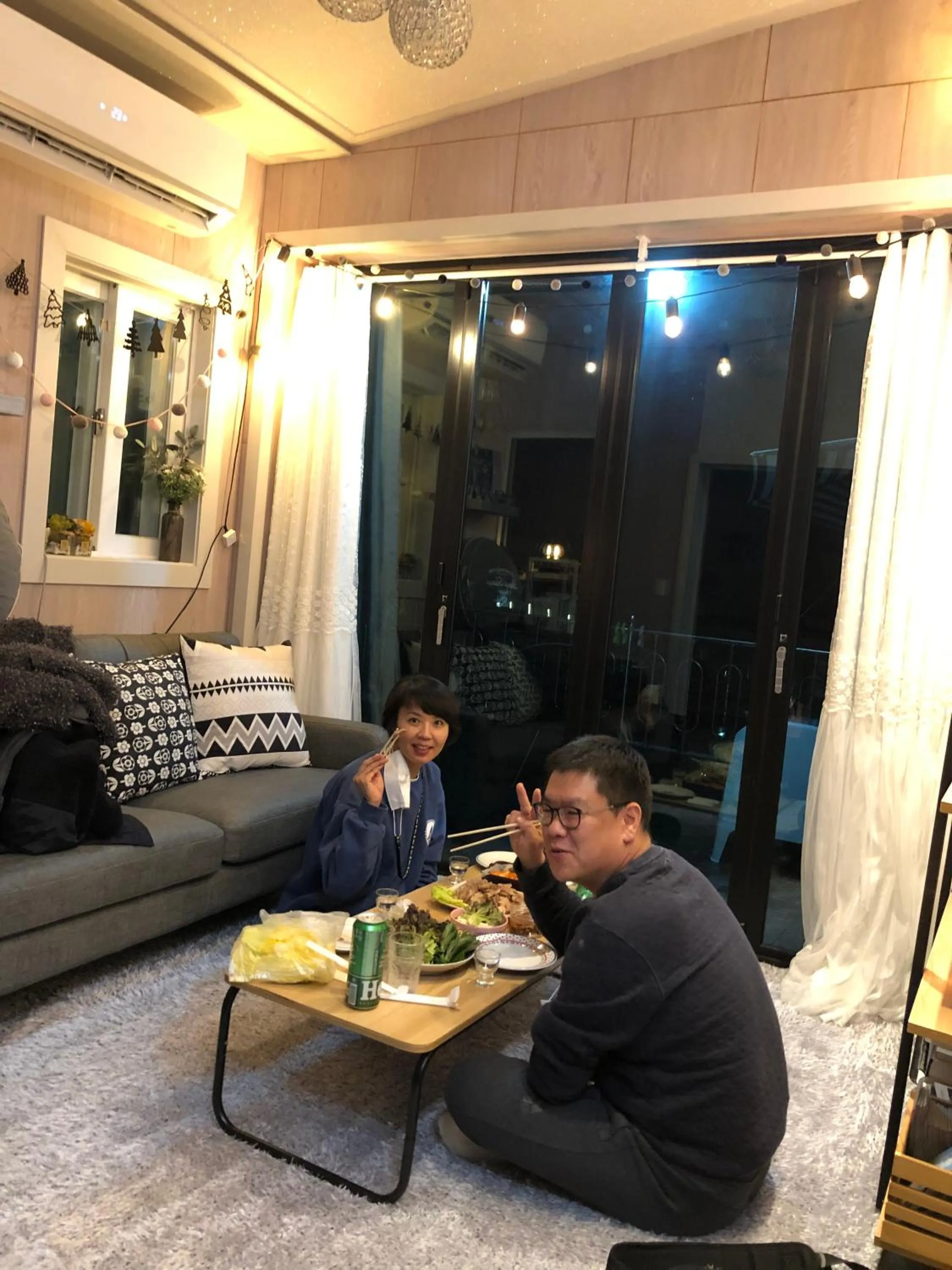 Living room in Us on Earth Guesthouse