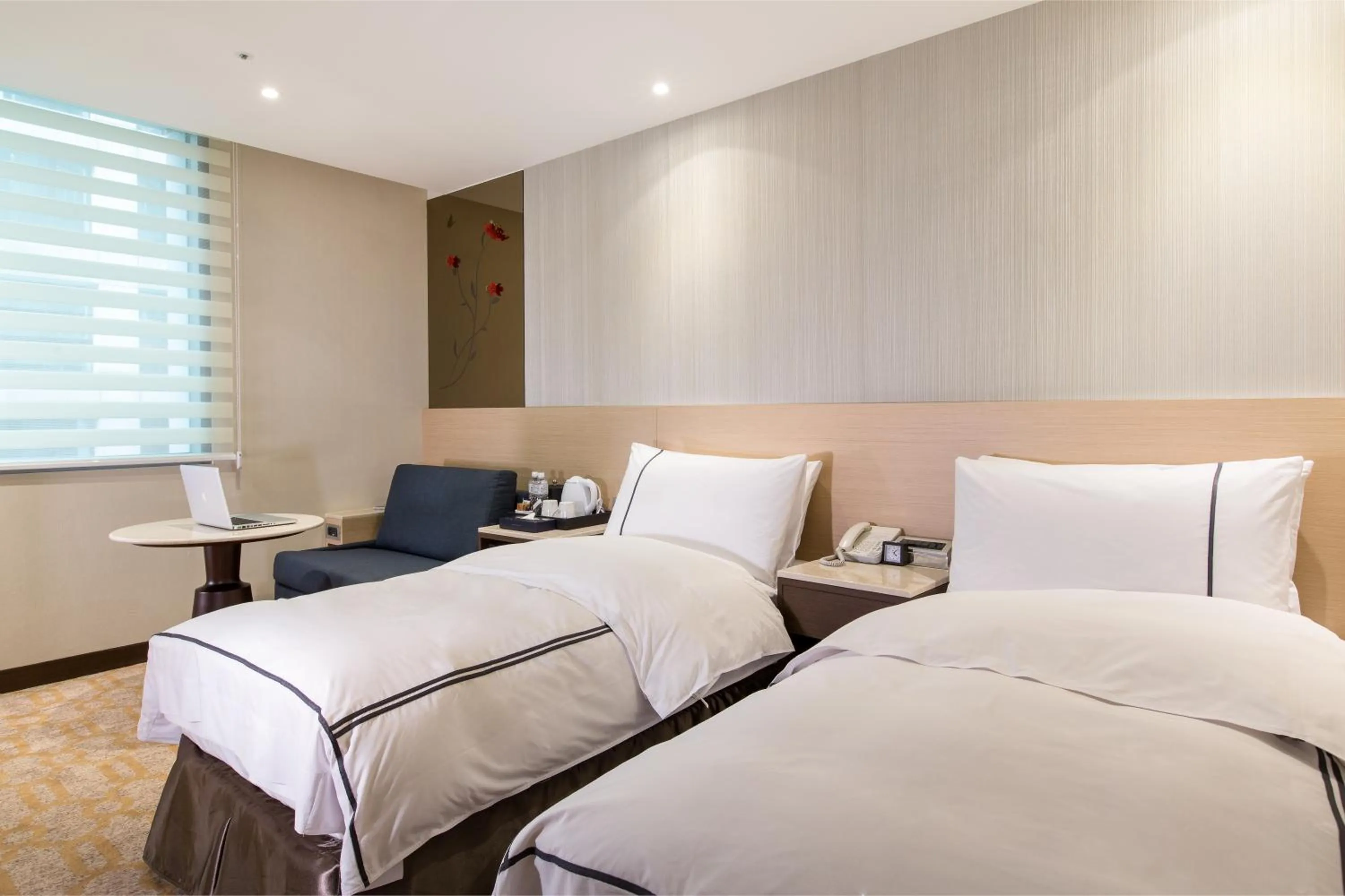 Bed in K Hotel Tianjin