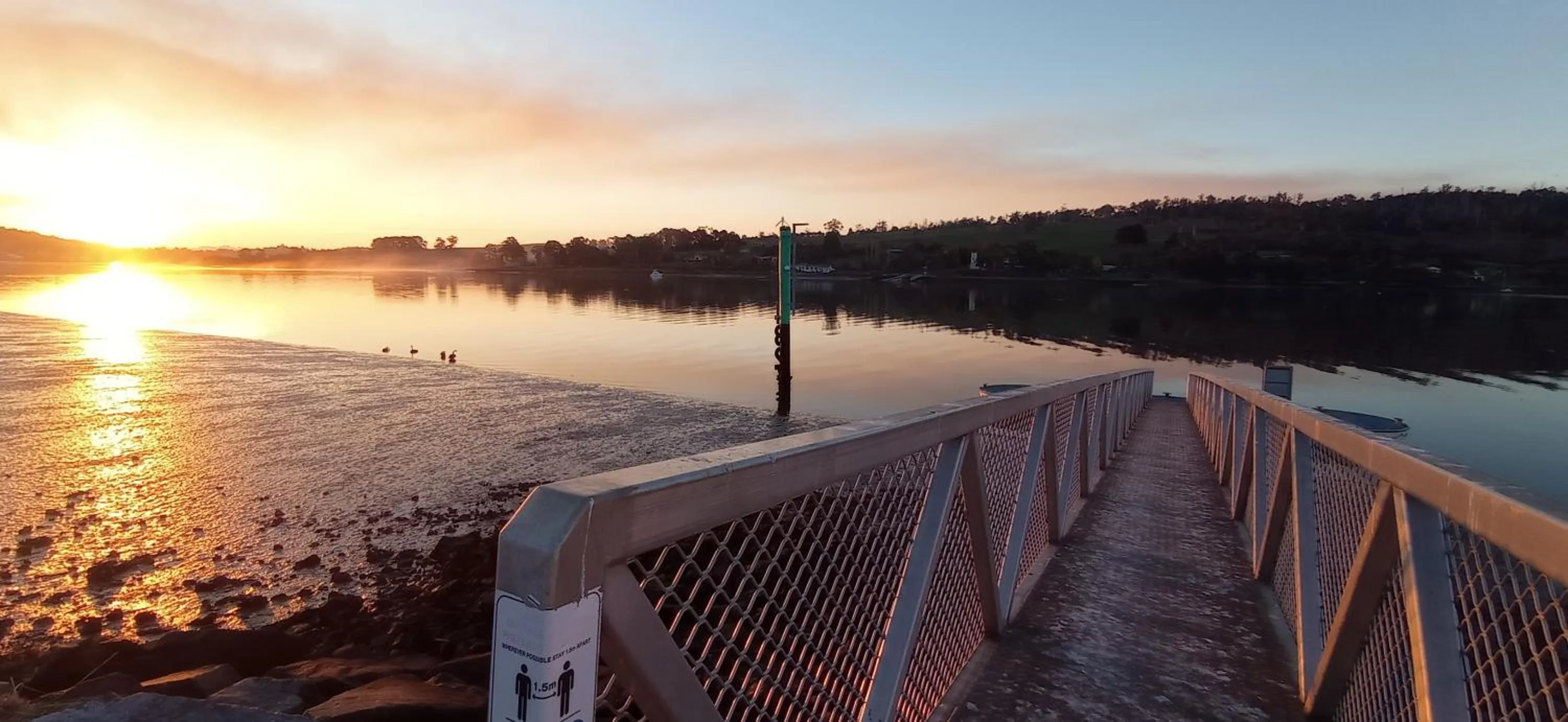 Rosevears Riverview Hotel