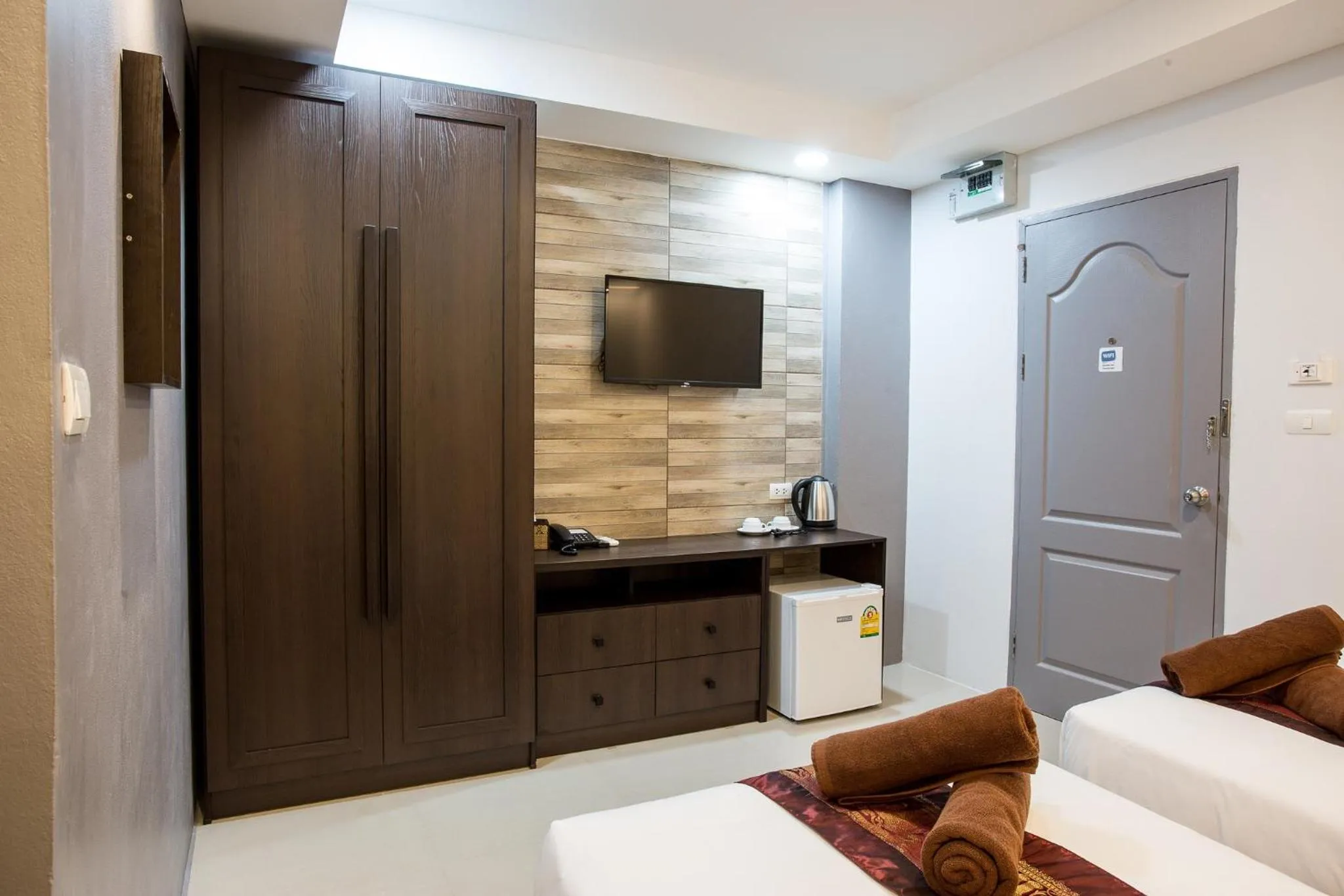 TV and multimedia, Bed in Pongsakorn Boutique Resort