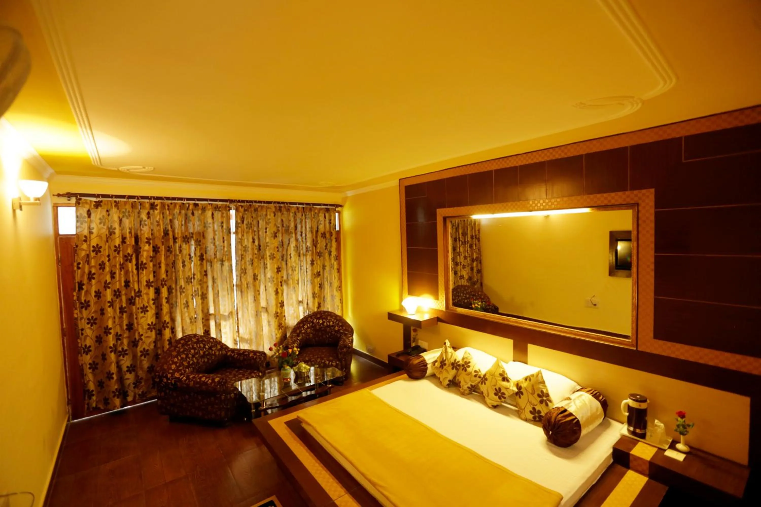 Bedroom in Hotel Glacier Resort