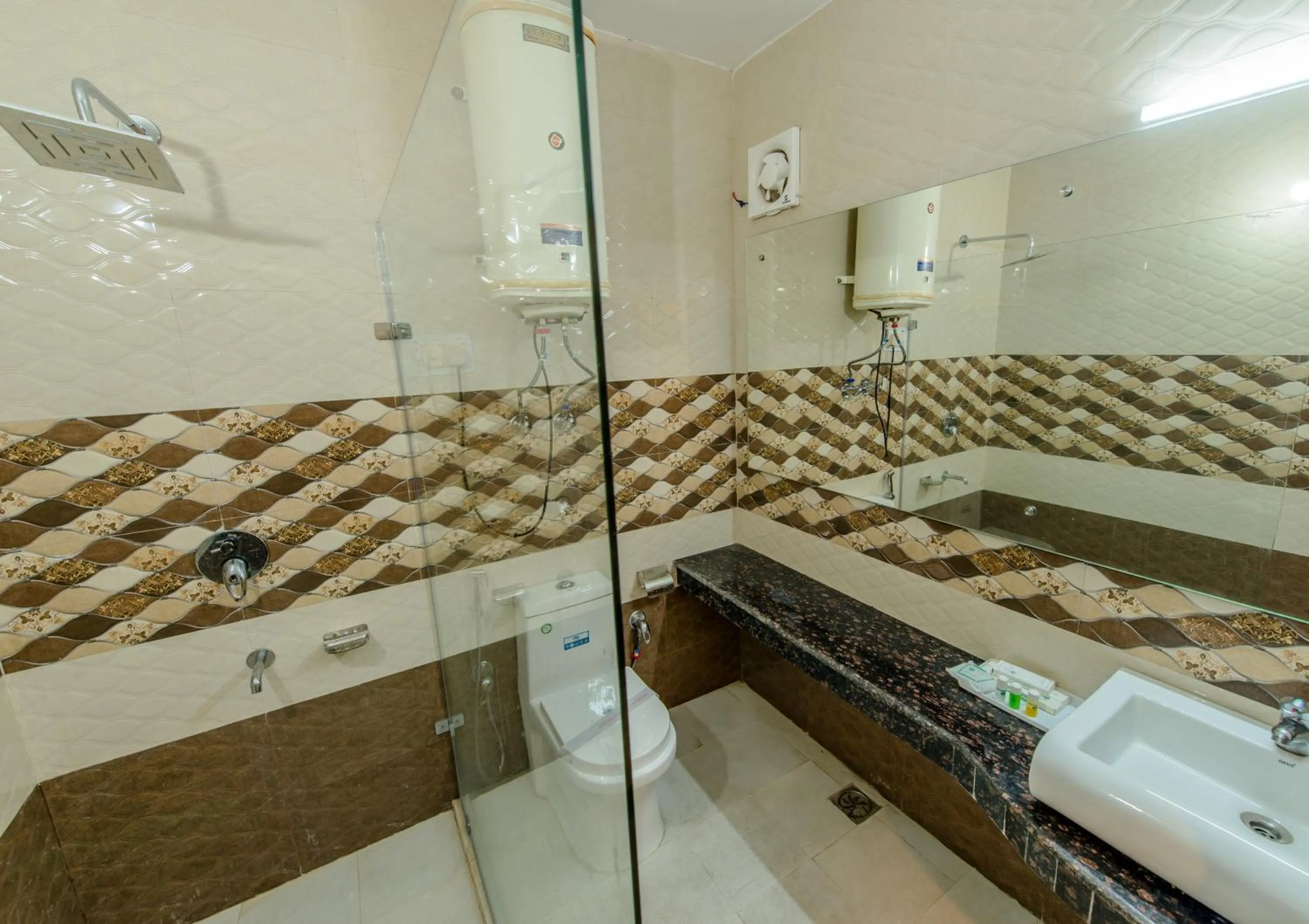 Bathroom in Hotel Glacier Resort