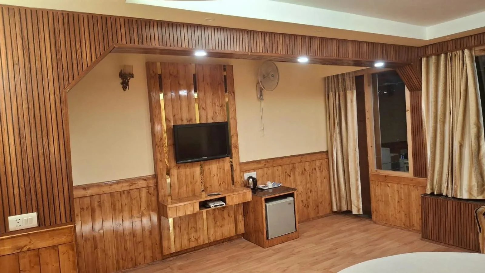 Hotel Glacier Resort