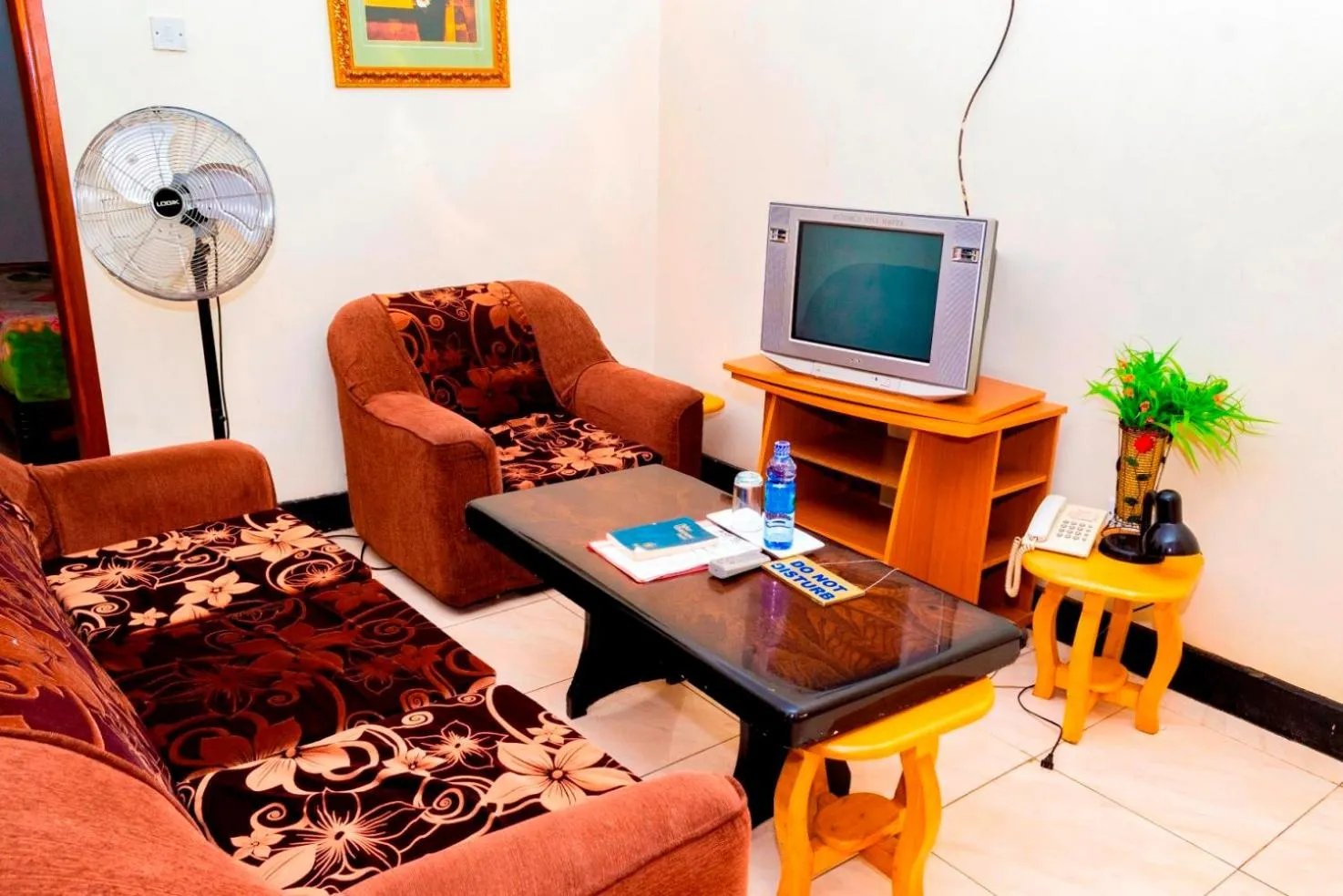 TV and multimedia in Kijungu Hill Hotel Hoima