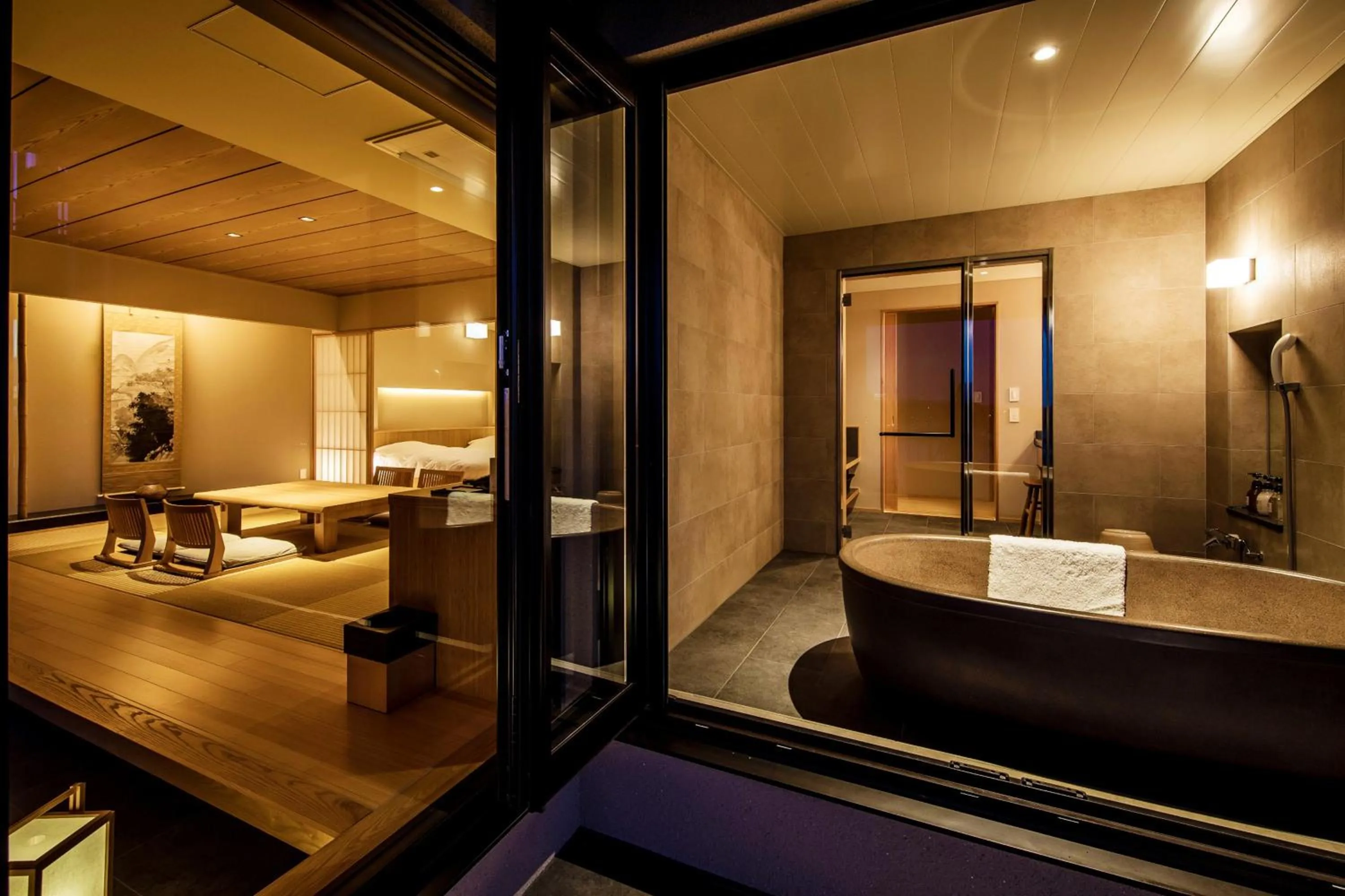 Photo of the whole room, Bed in Umino Ryotei Okinawa Nakamasou