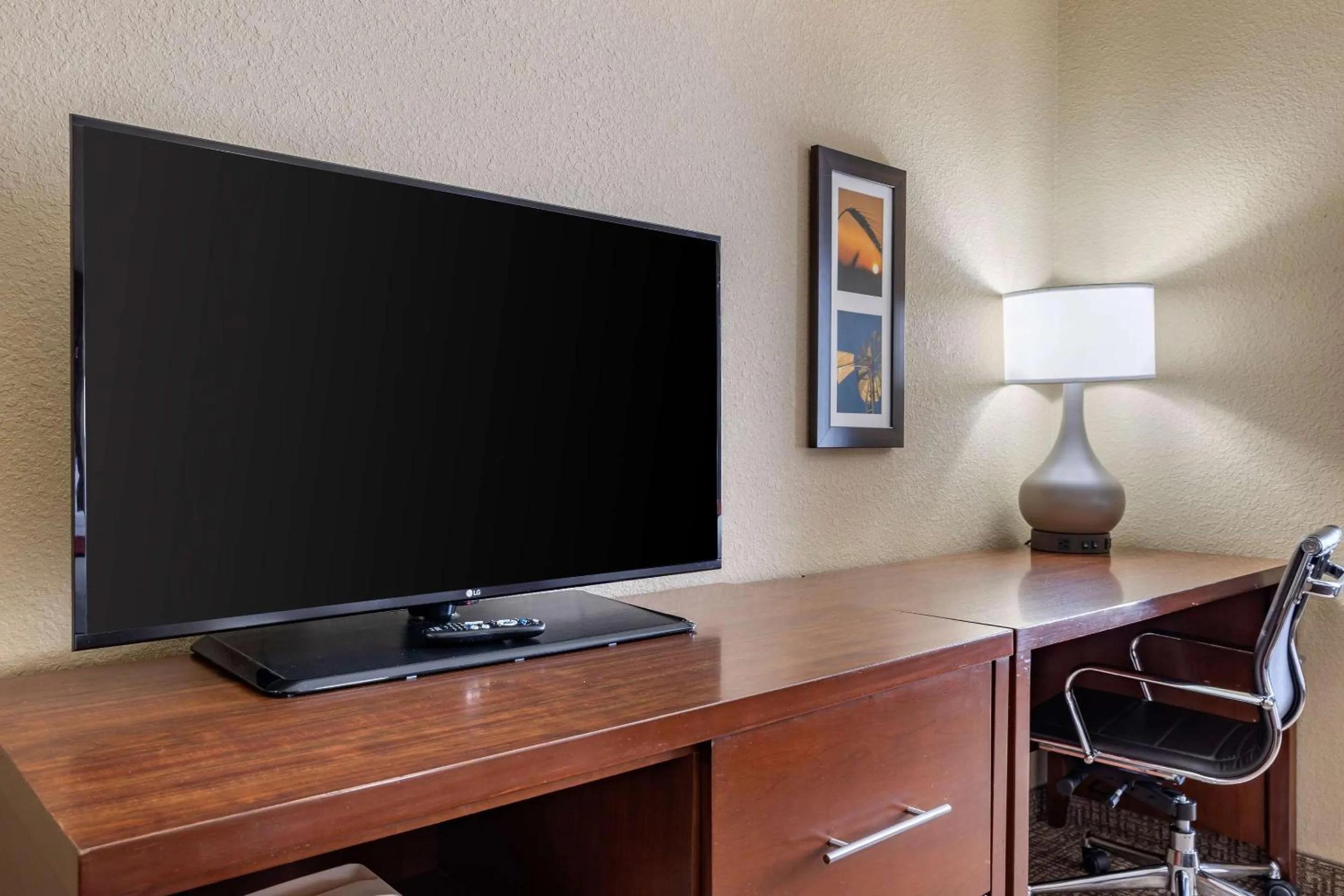 Bedroom in Comfort Inn & Suites Augusta