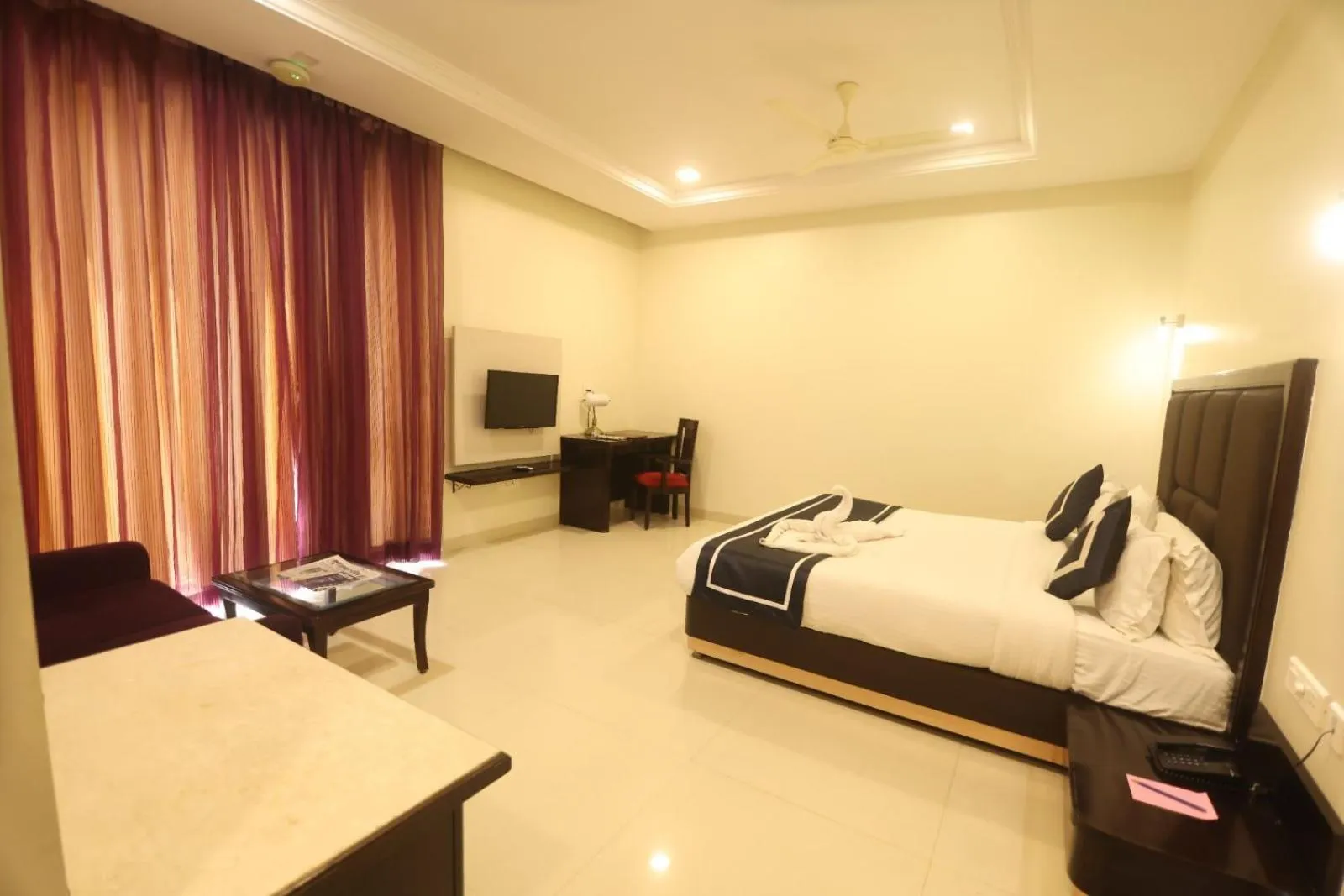 Bathroom, Bed in Chandra Grand