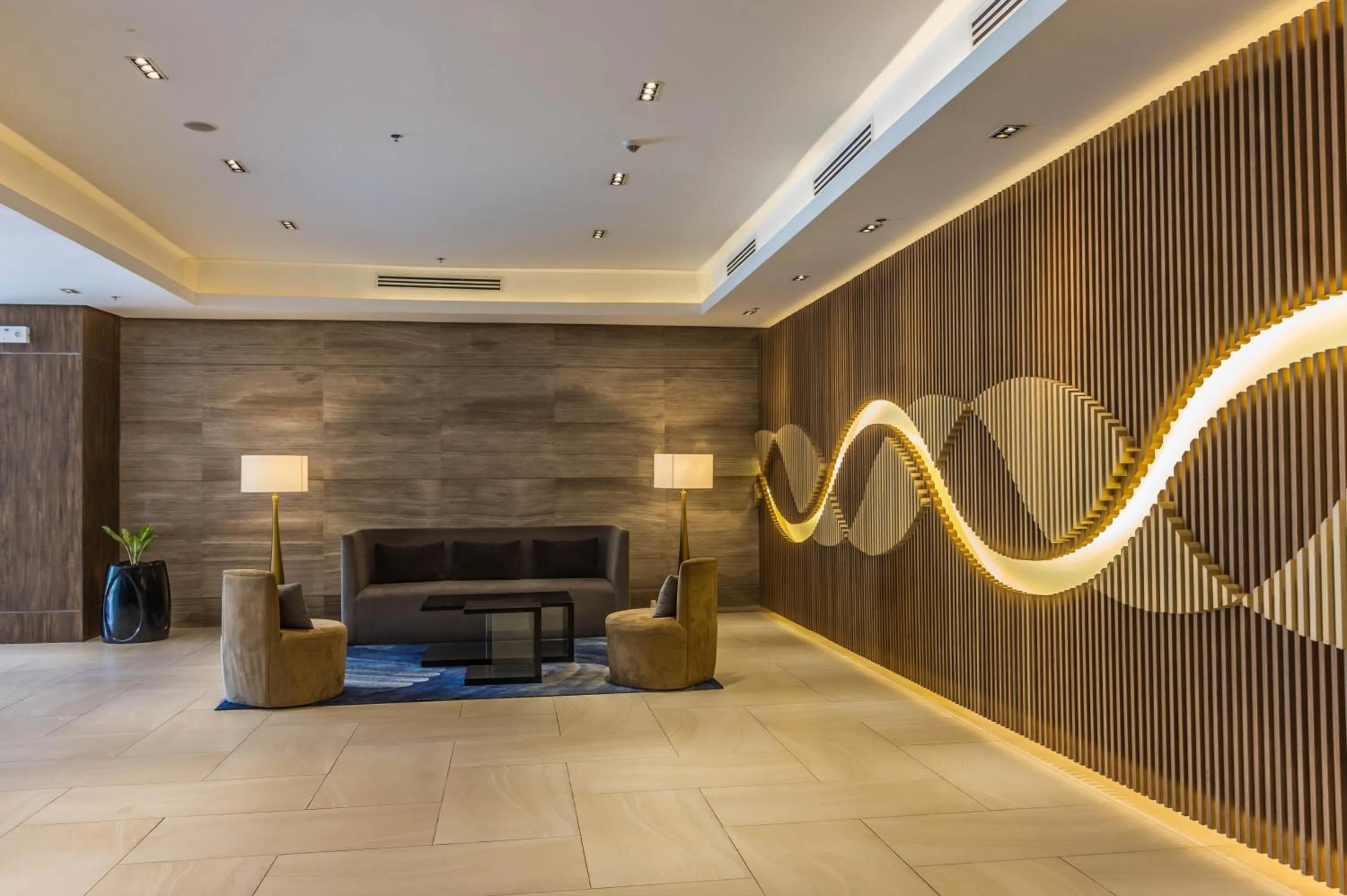 Lobby or reception in C Suites at Mactan Newtown