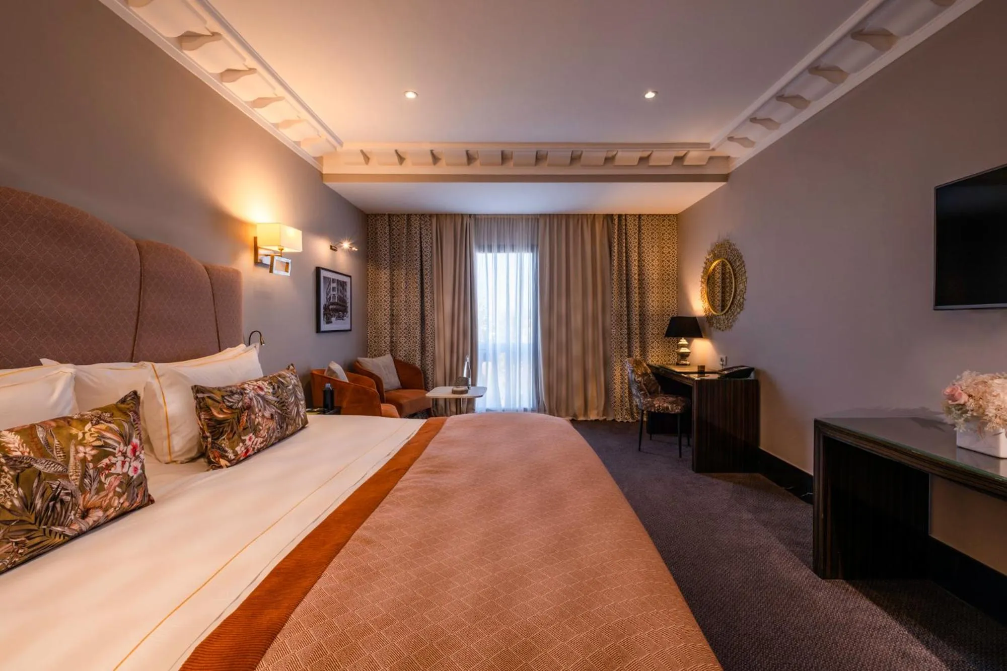 Photo of the whole room, Bed in Le Casablanca Hotel