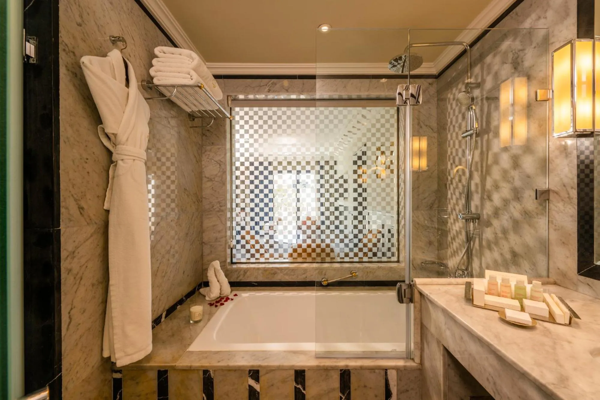 Bathroom in Le Casablanca Hotel