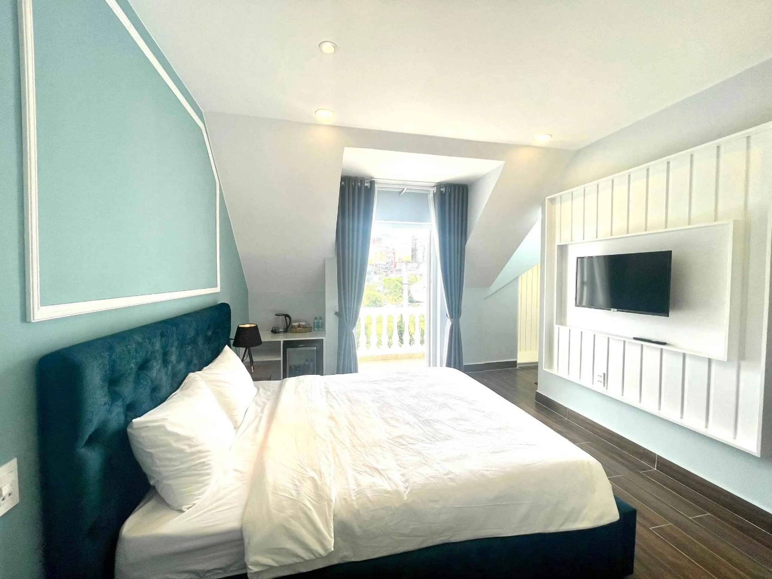 Bed in Phuong Vy Luxury Hotel