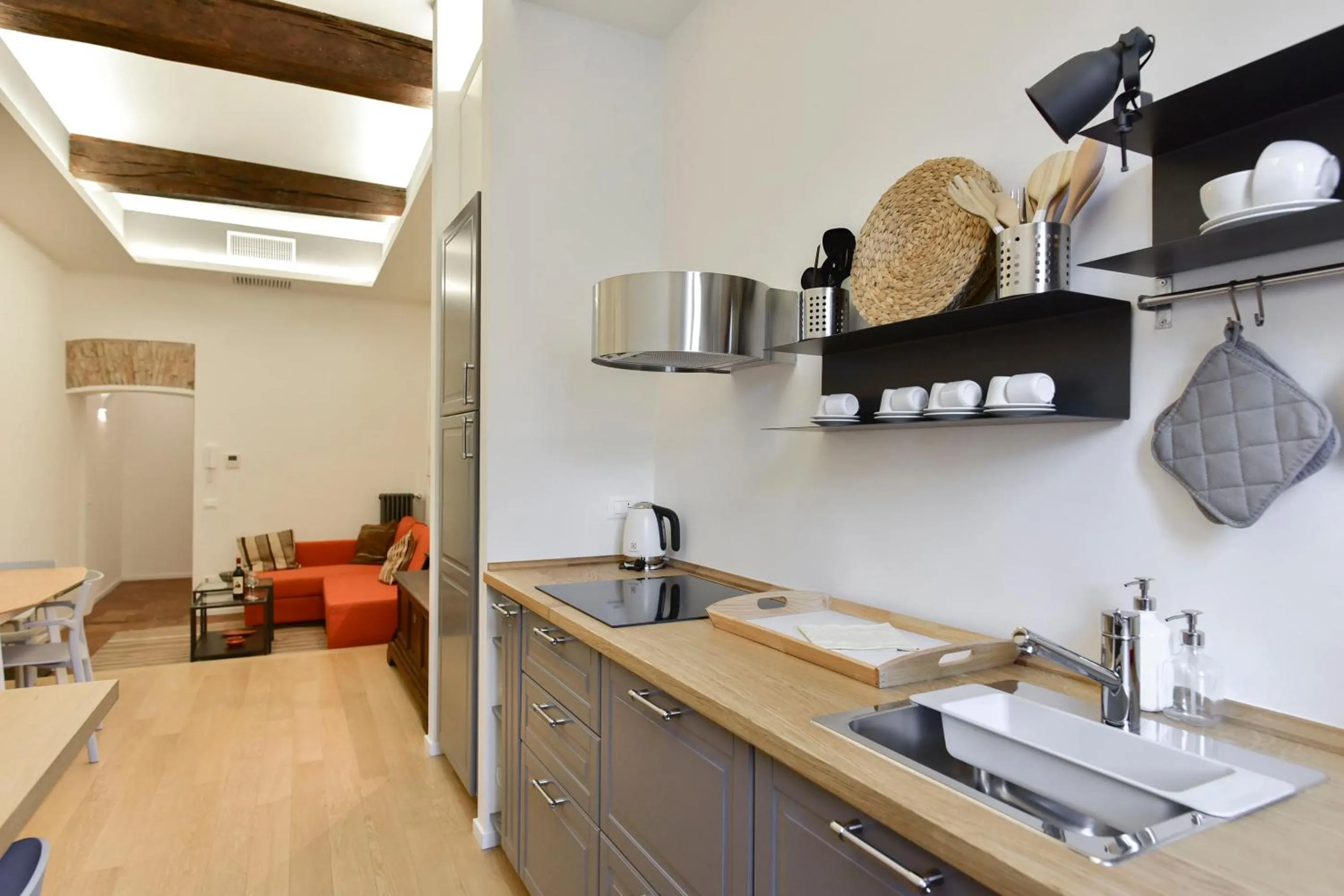 Kitchen or kitchenette in Campo de' Fiori Brand New Apartment