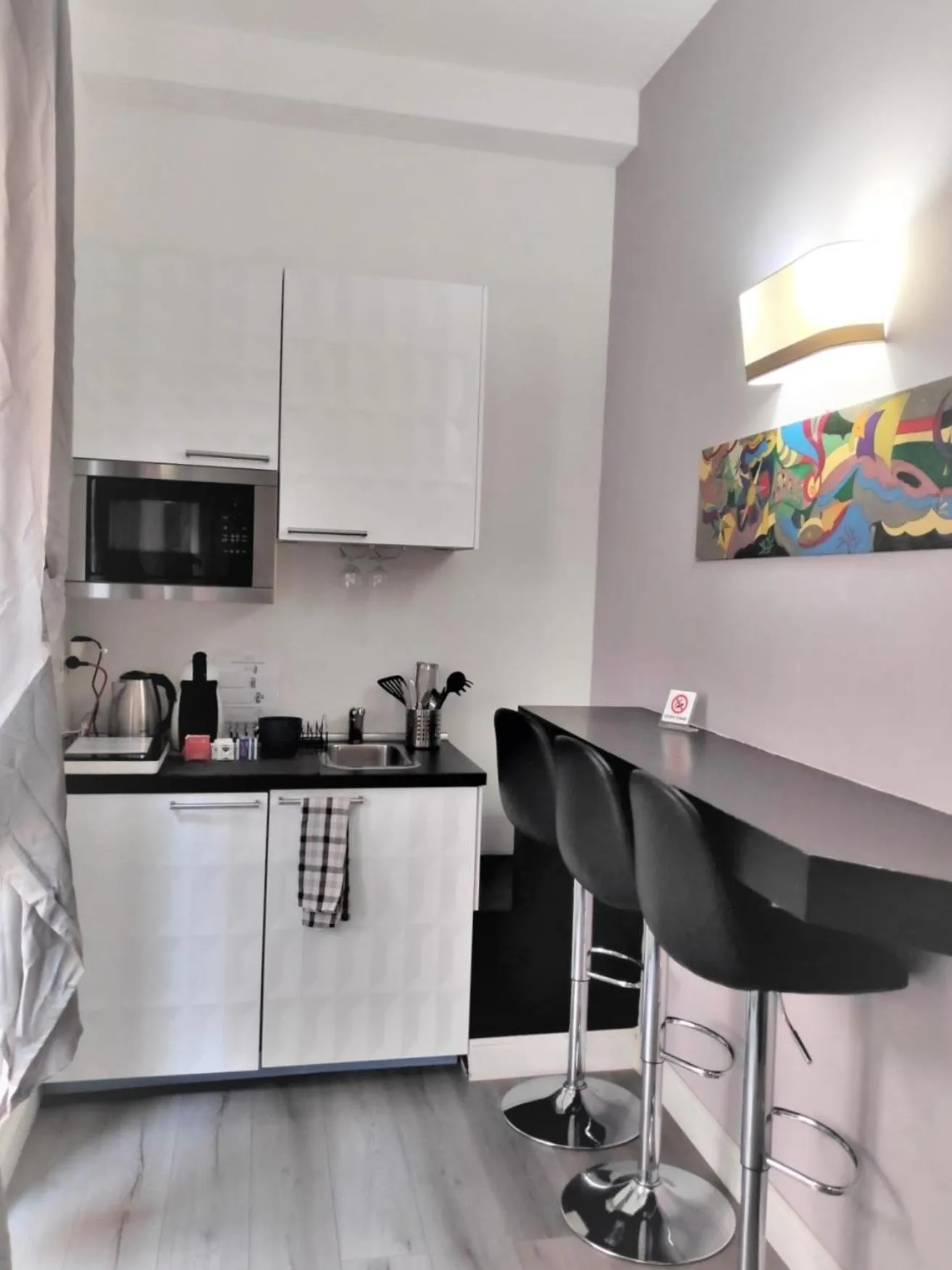 Kitchen or kitchenette in Brunelleschi Holidays Hostel