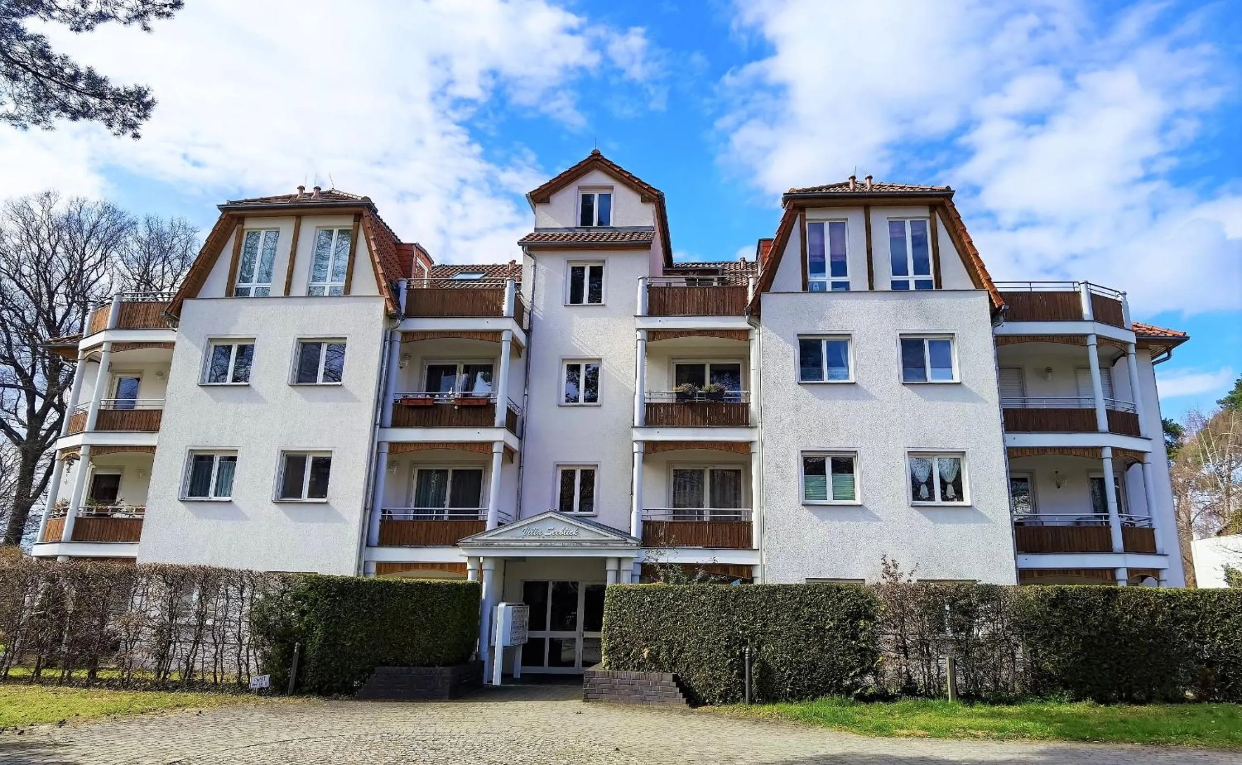 Property building in Ferienwohnung Carlotta in der Villa Seeblick