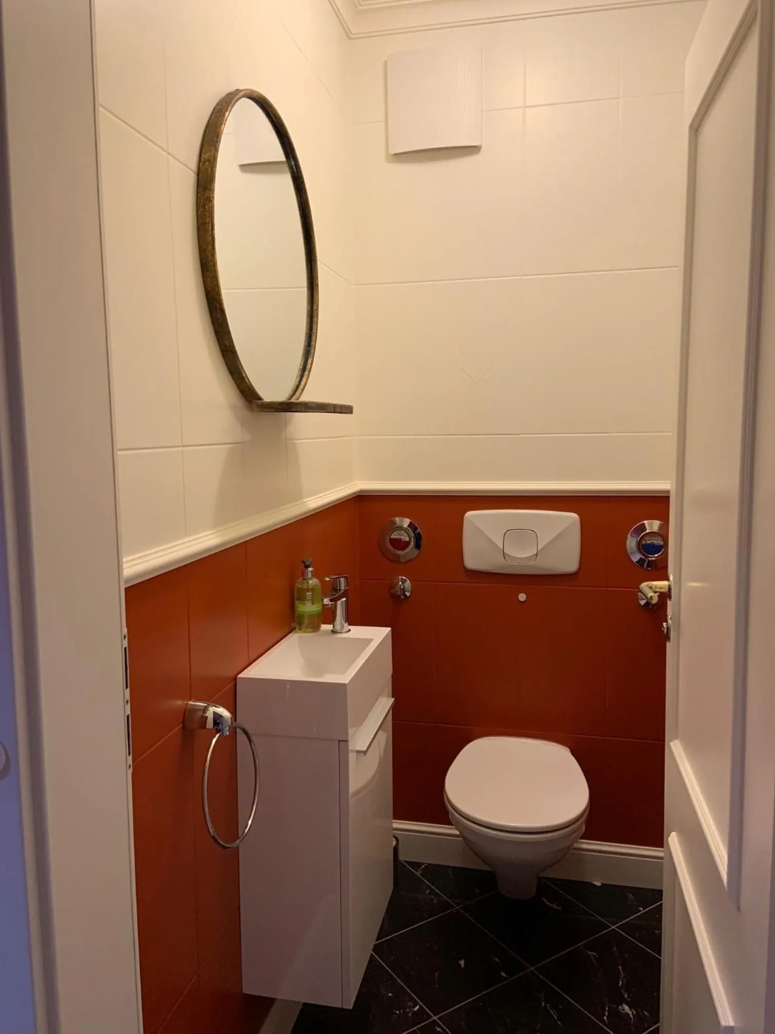 Bathroom in Ferienwohnung Carlotta in der Villa Seeblick