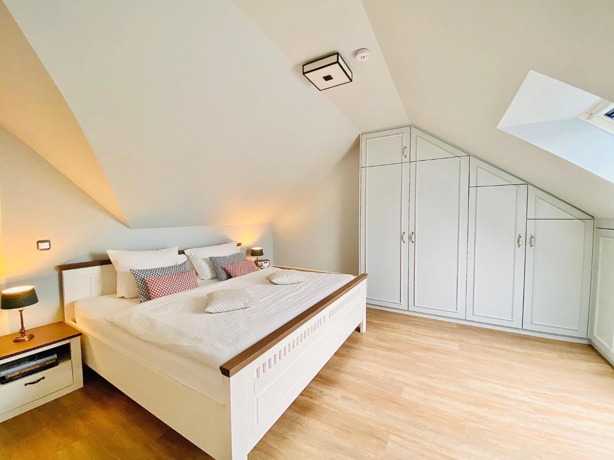 Bed in Ferienwohnung Carlotta in der Villa Seeblick