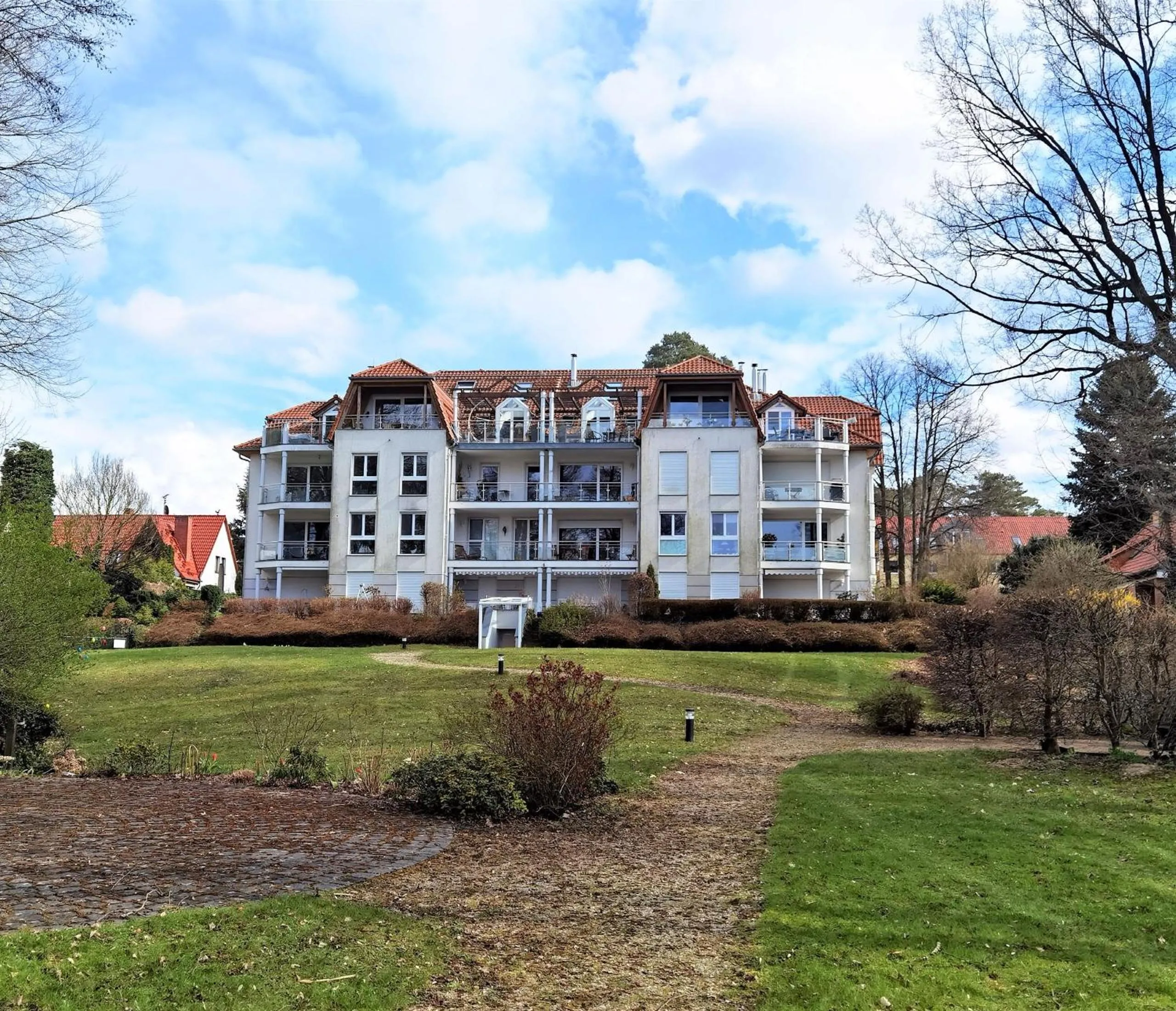 Property building in Ferienwohnung Carlotta in der Villa Seeblick