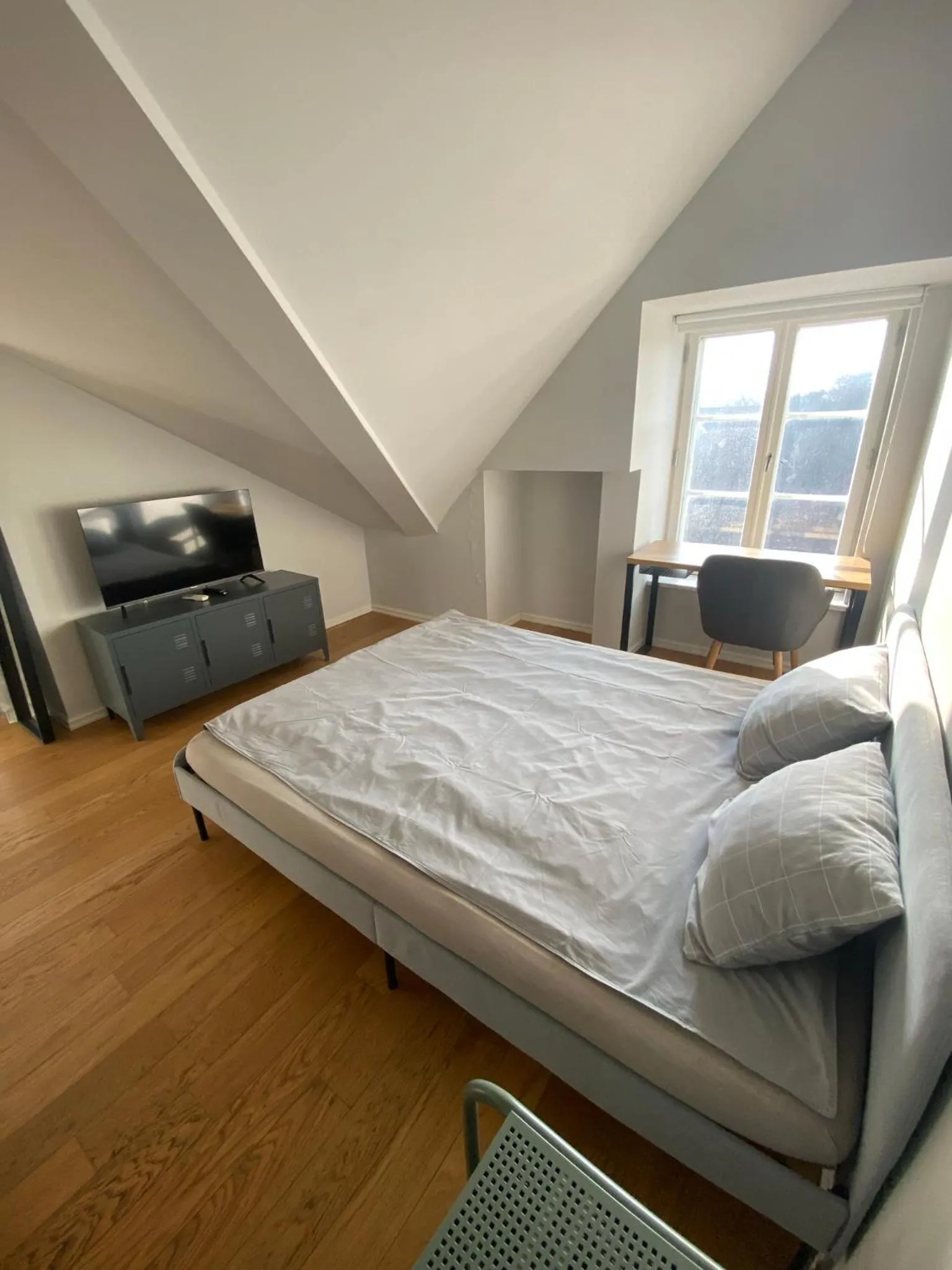 TV and multimedia in Lighthouse Apartments