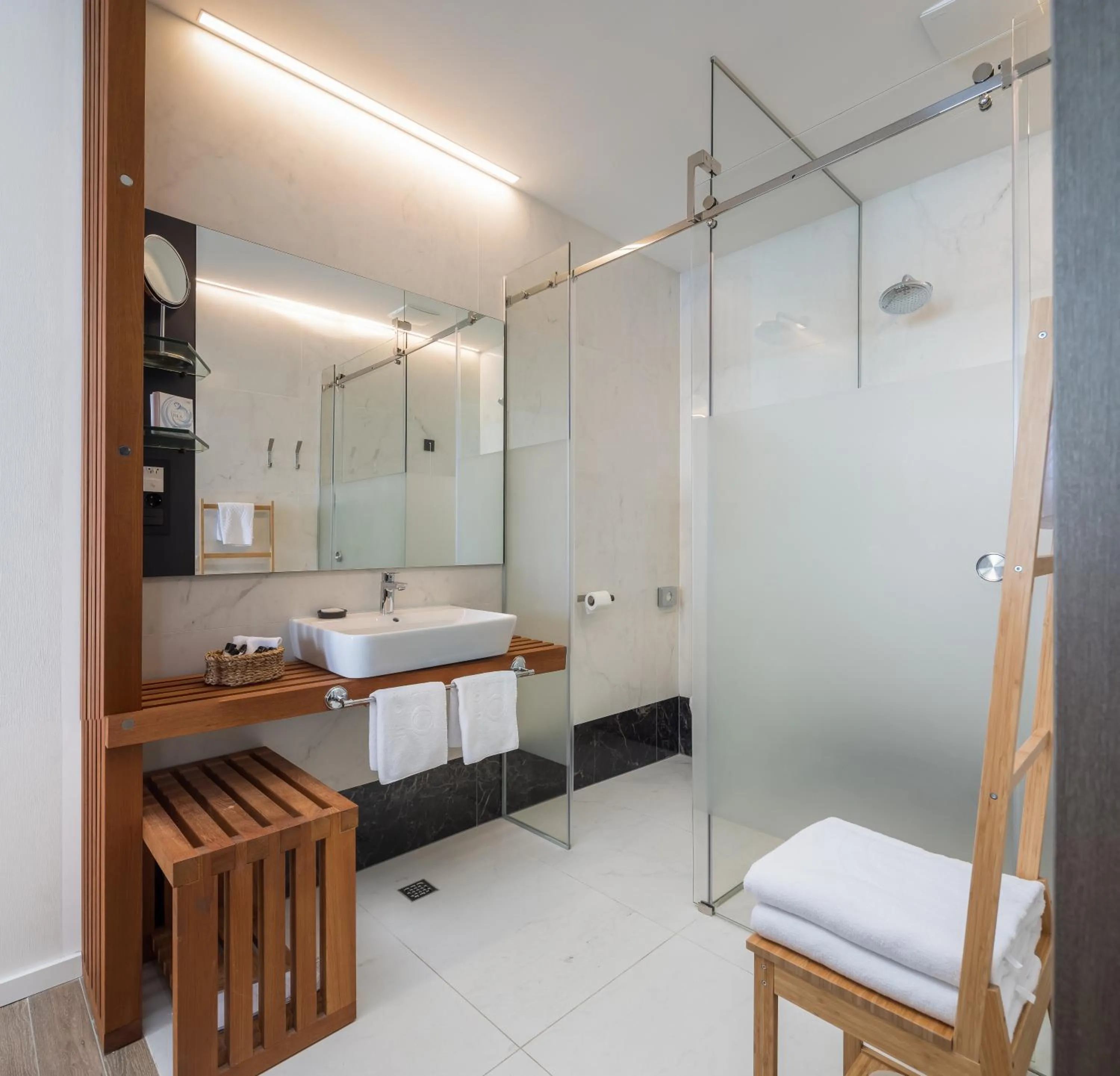 Bathroom in Hotel Ola - Adults Only