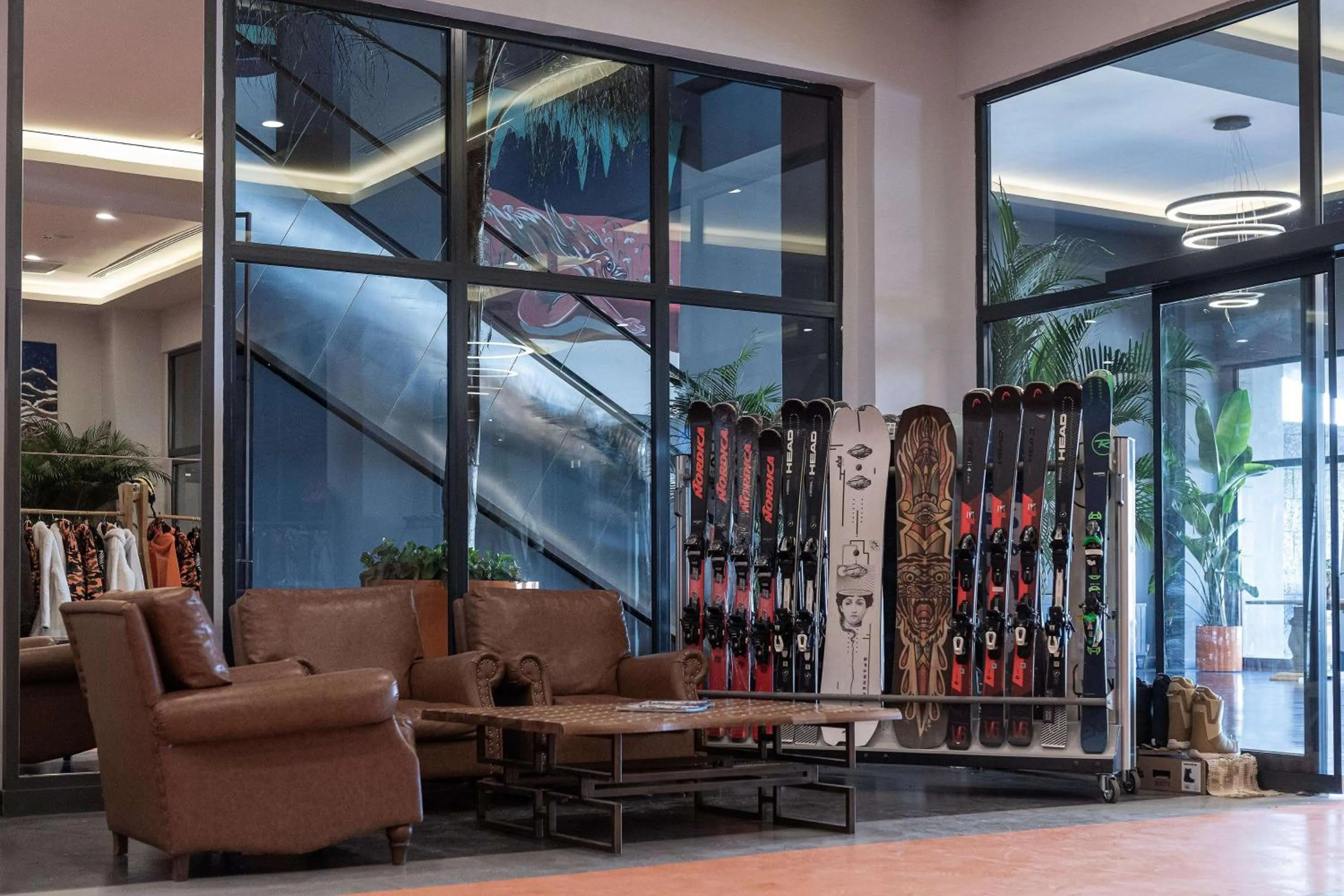 Fitness centre/facilities in Das 3917