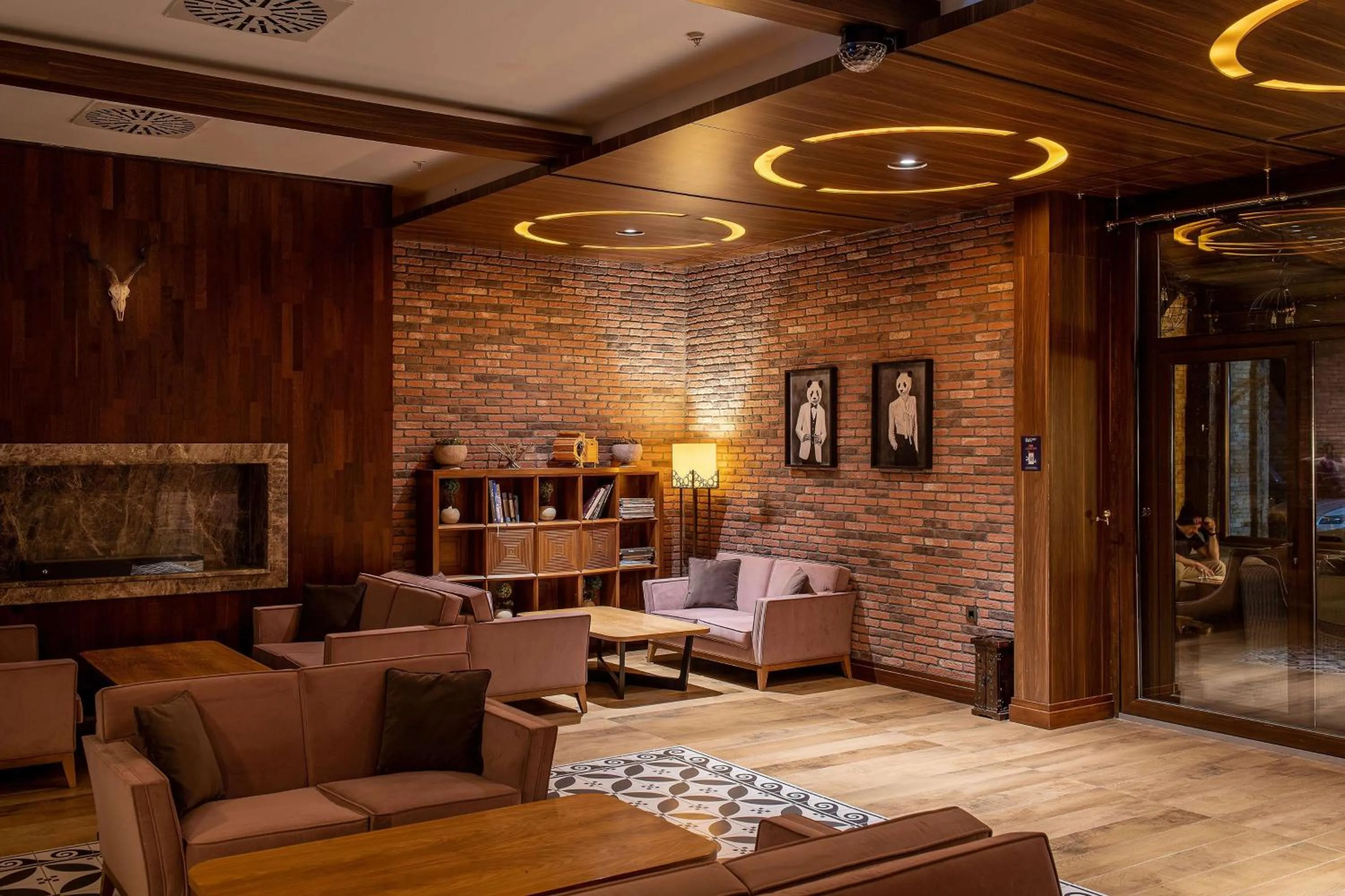 Lobby or reception in Das 3917