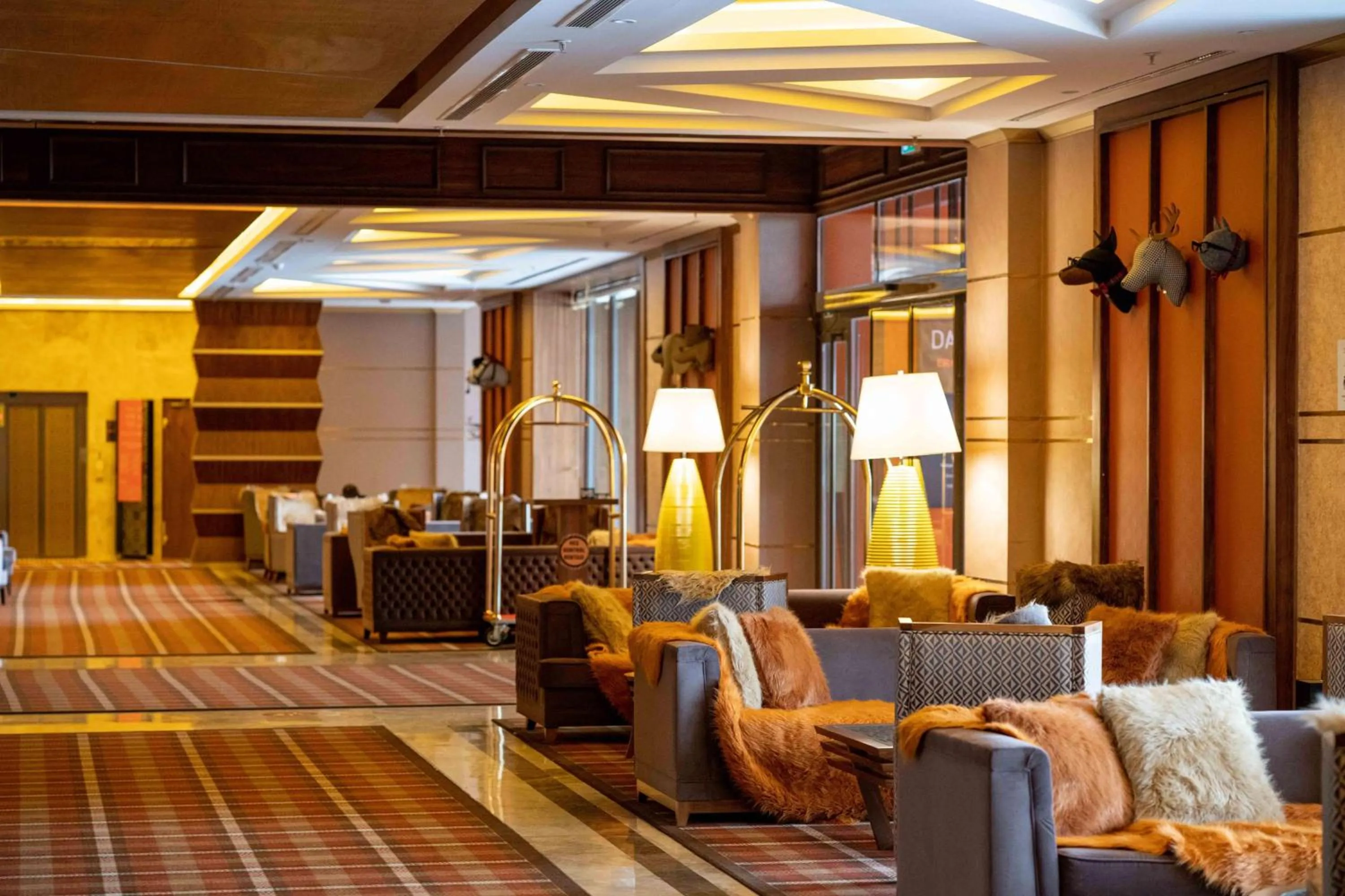 Lobby or reception in Das 3917