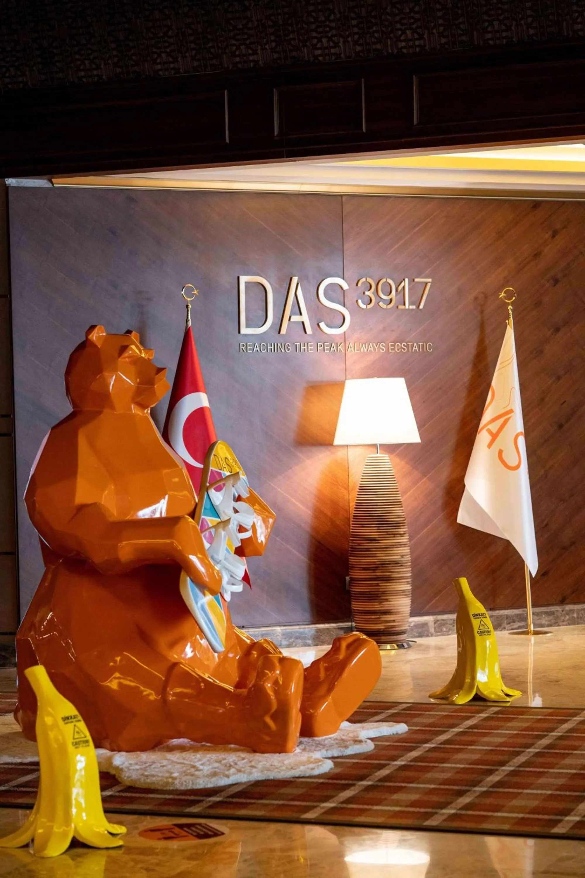 Lobby or reception in Das 3917