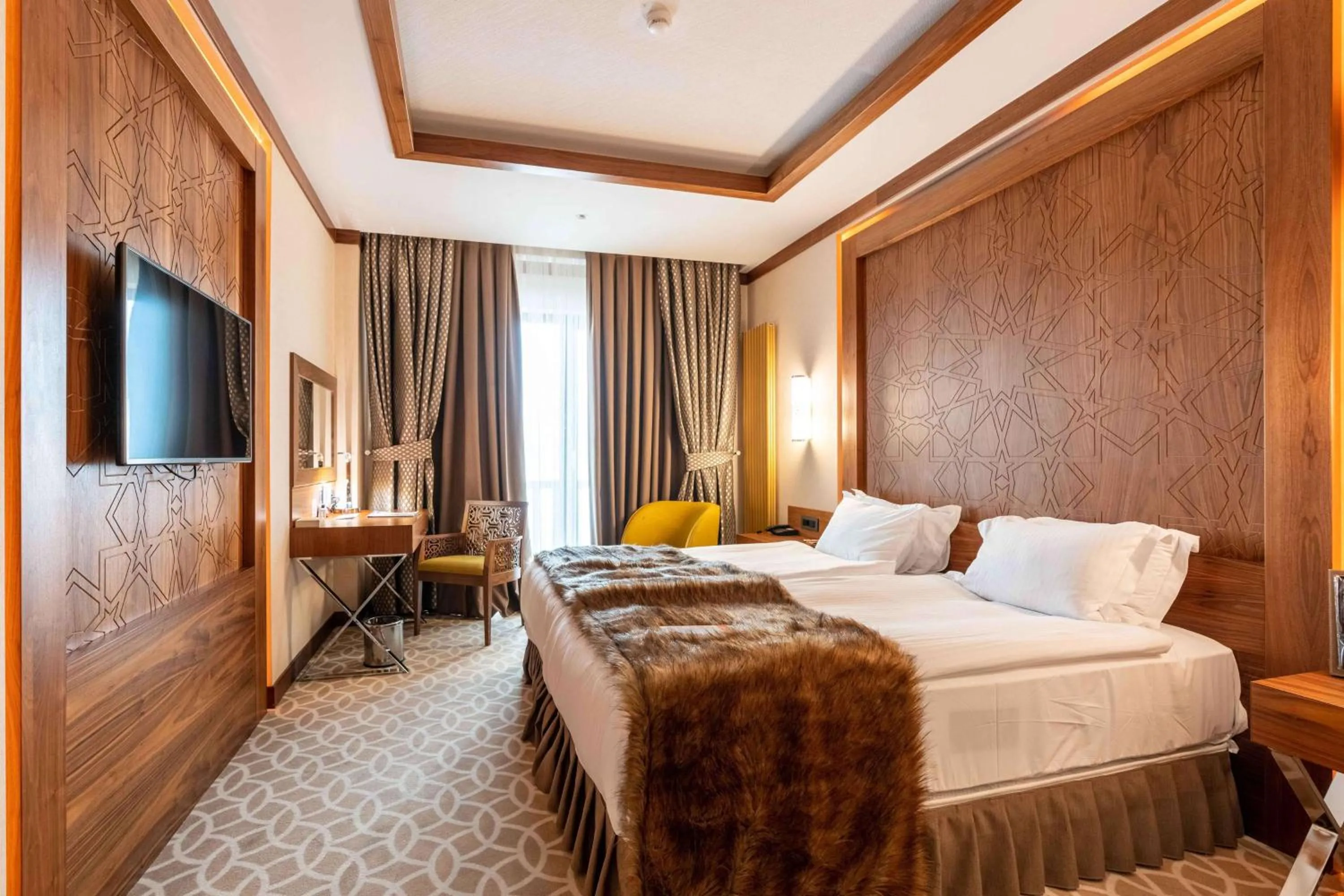 Bedroom, Bed in Das 3917