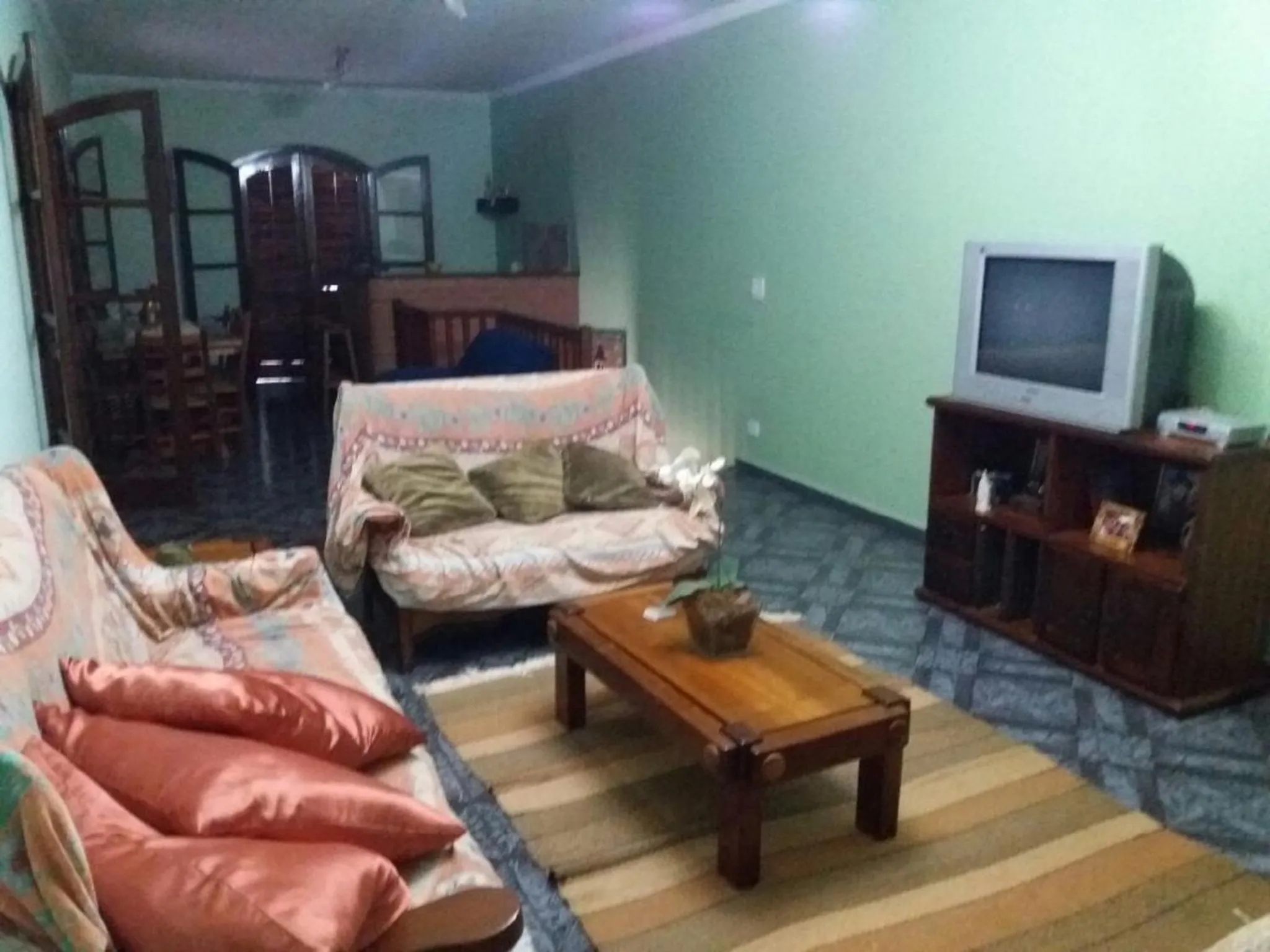 Communal lounge/ TV room in Atibaia - Casa de Campo