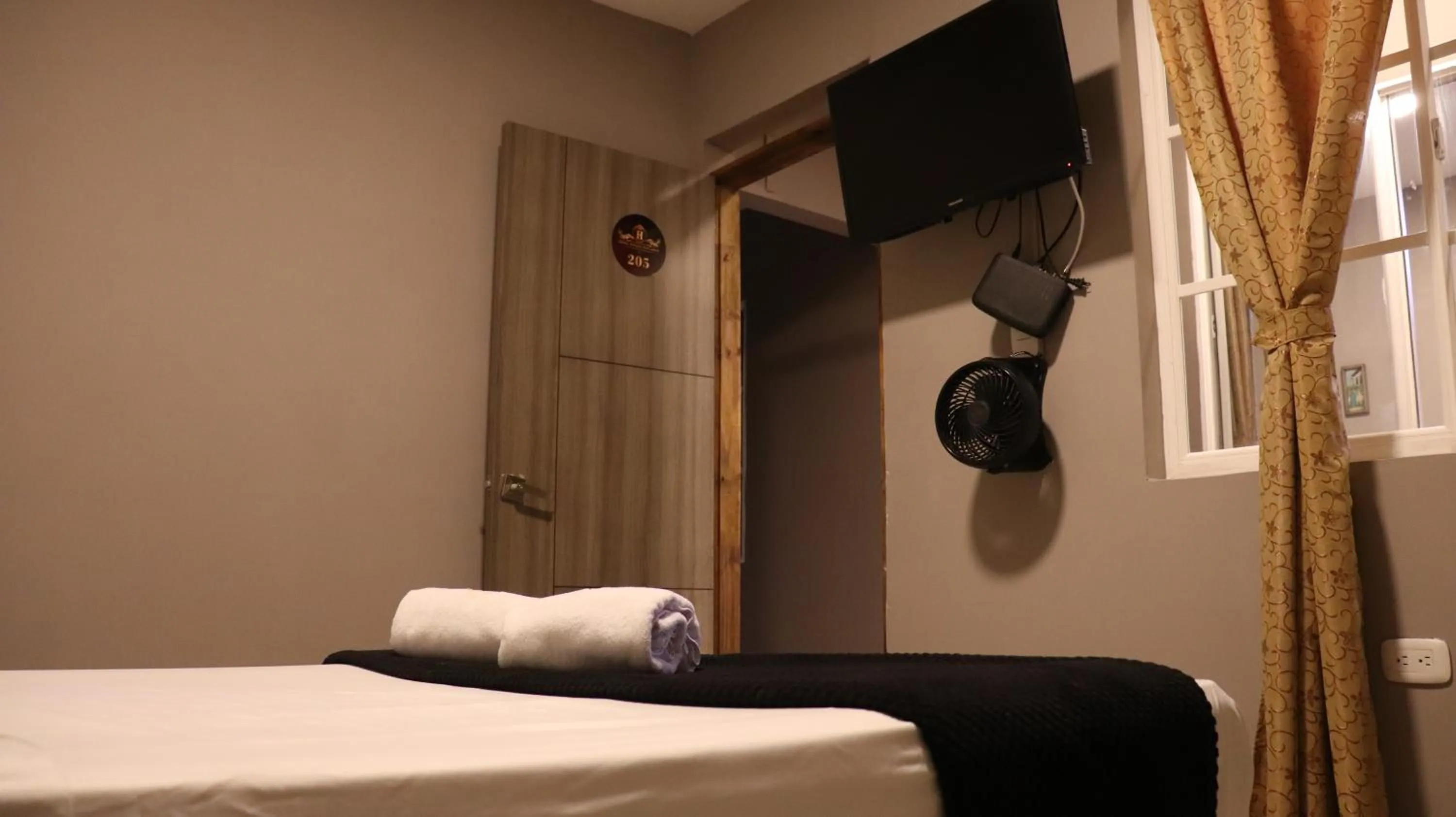 Bedroom, Bed in Hotel Simón Plaza