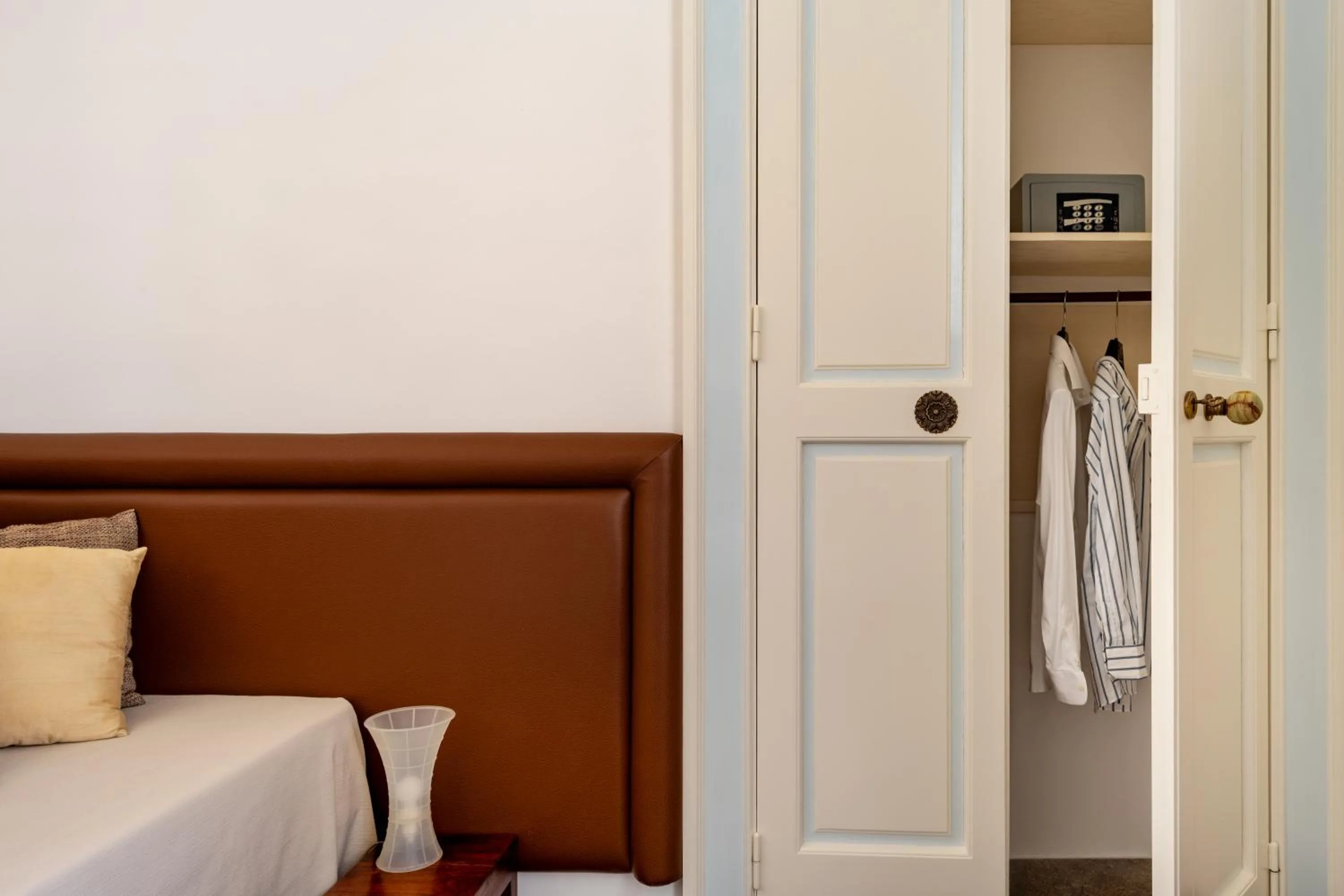 Bedroom in Palazzo De Tomasi B&B