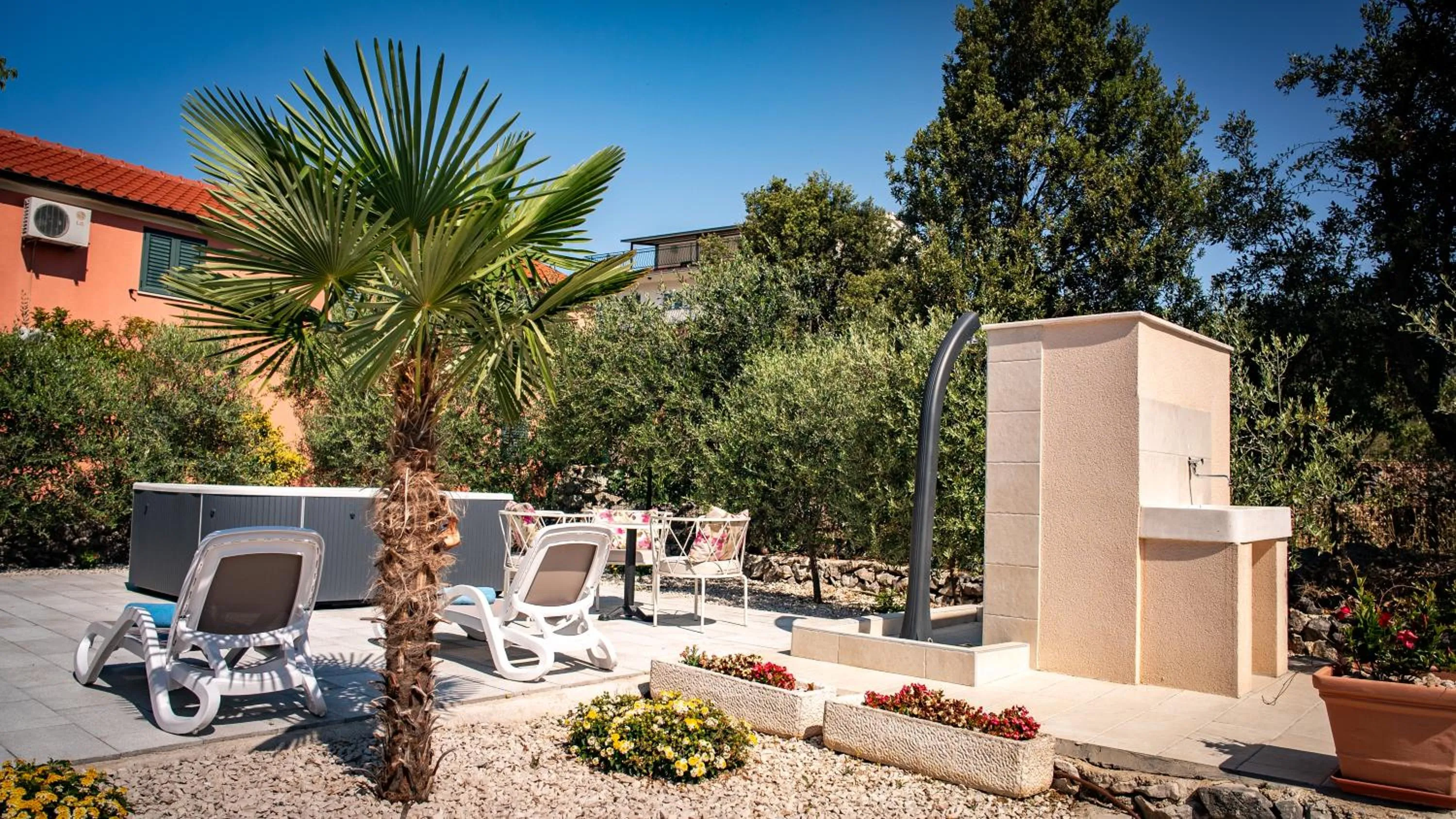 Garden view in Villa Rustica Dalmatia