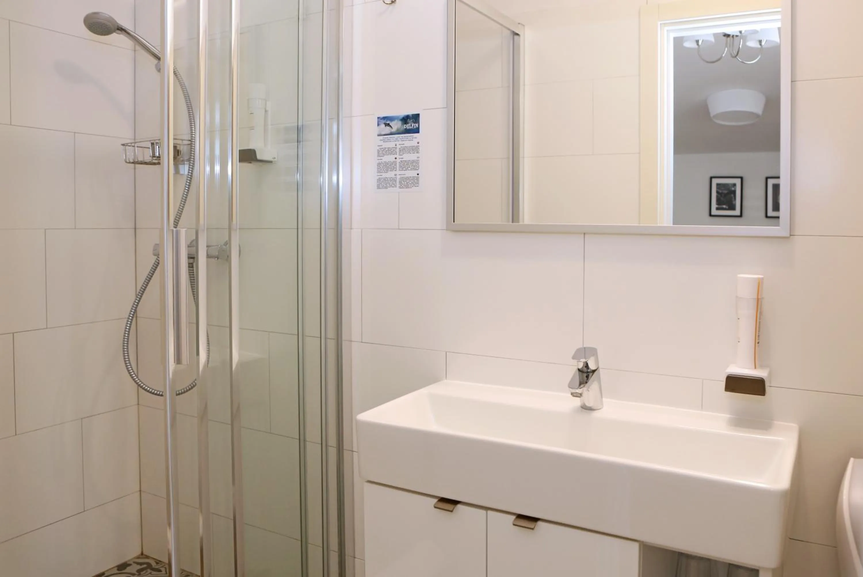 Bathroom in Hotel Delfin