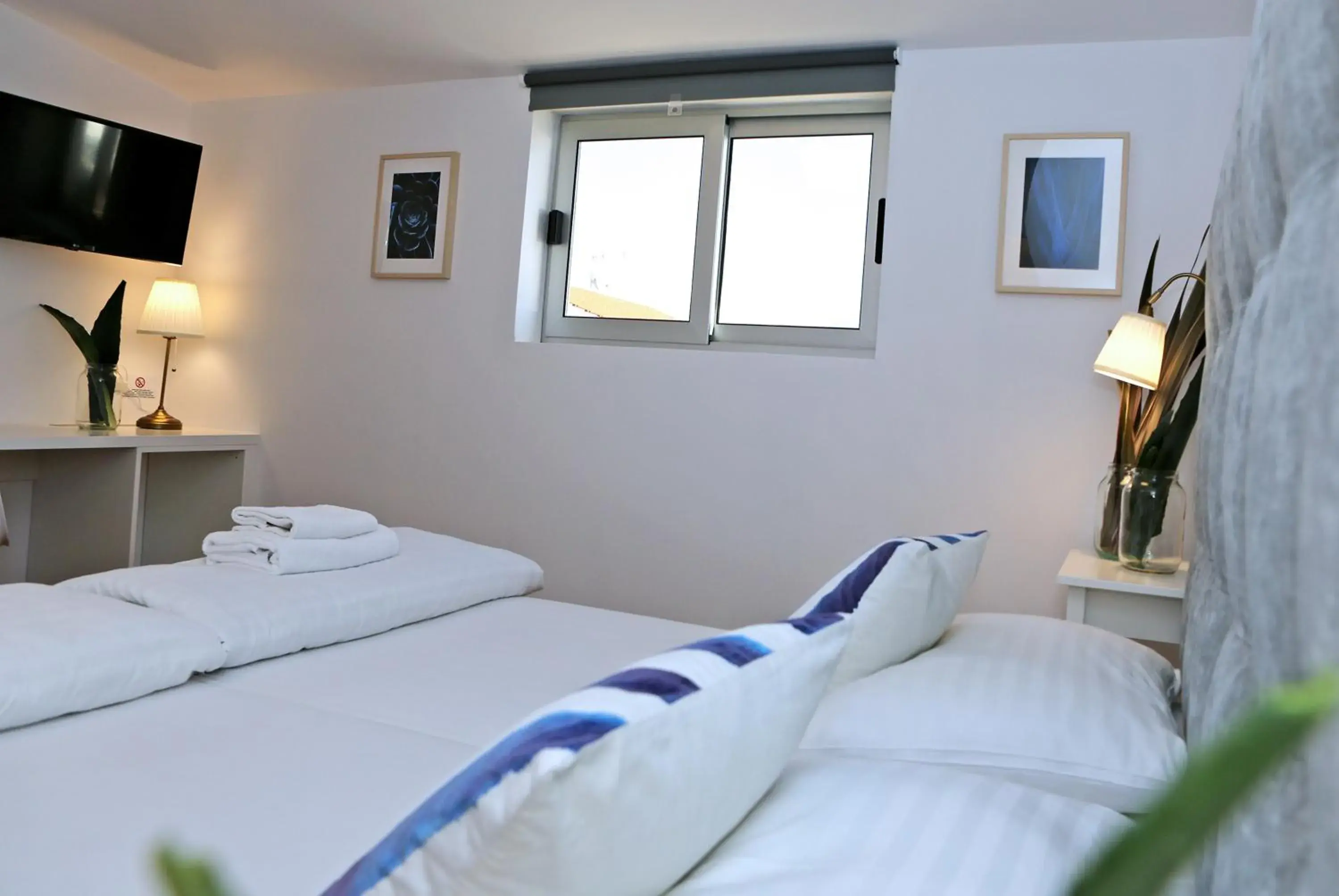 Double or Twin Room without Balcony - single occupancy in Hotel Delfin Double or Twin Room without Balcony - single occupancy in Hotel Delfin