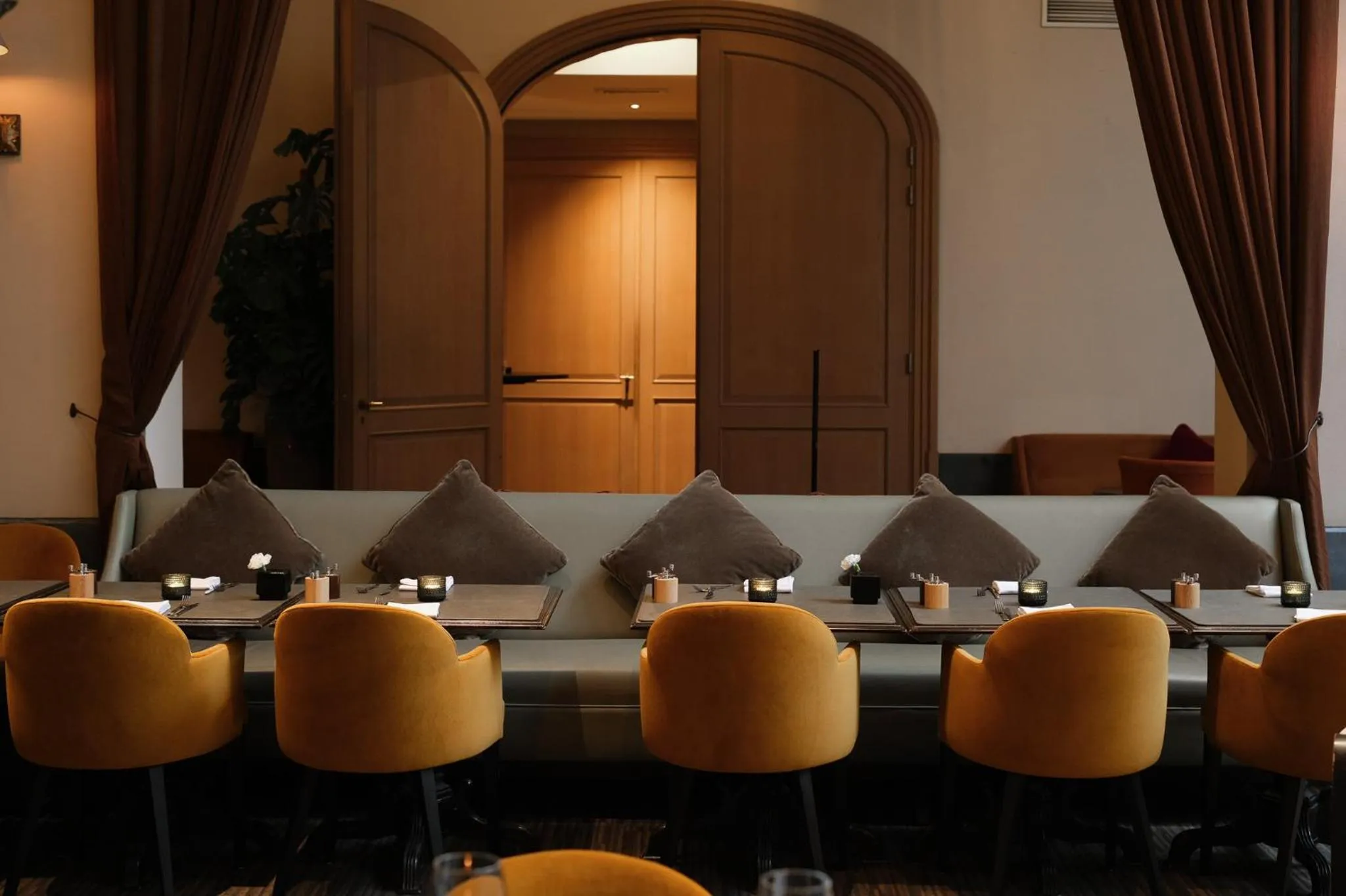 Restaurant/places to eat in The Dominican, Brussels, a Member of Design Hotels