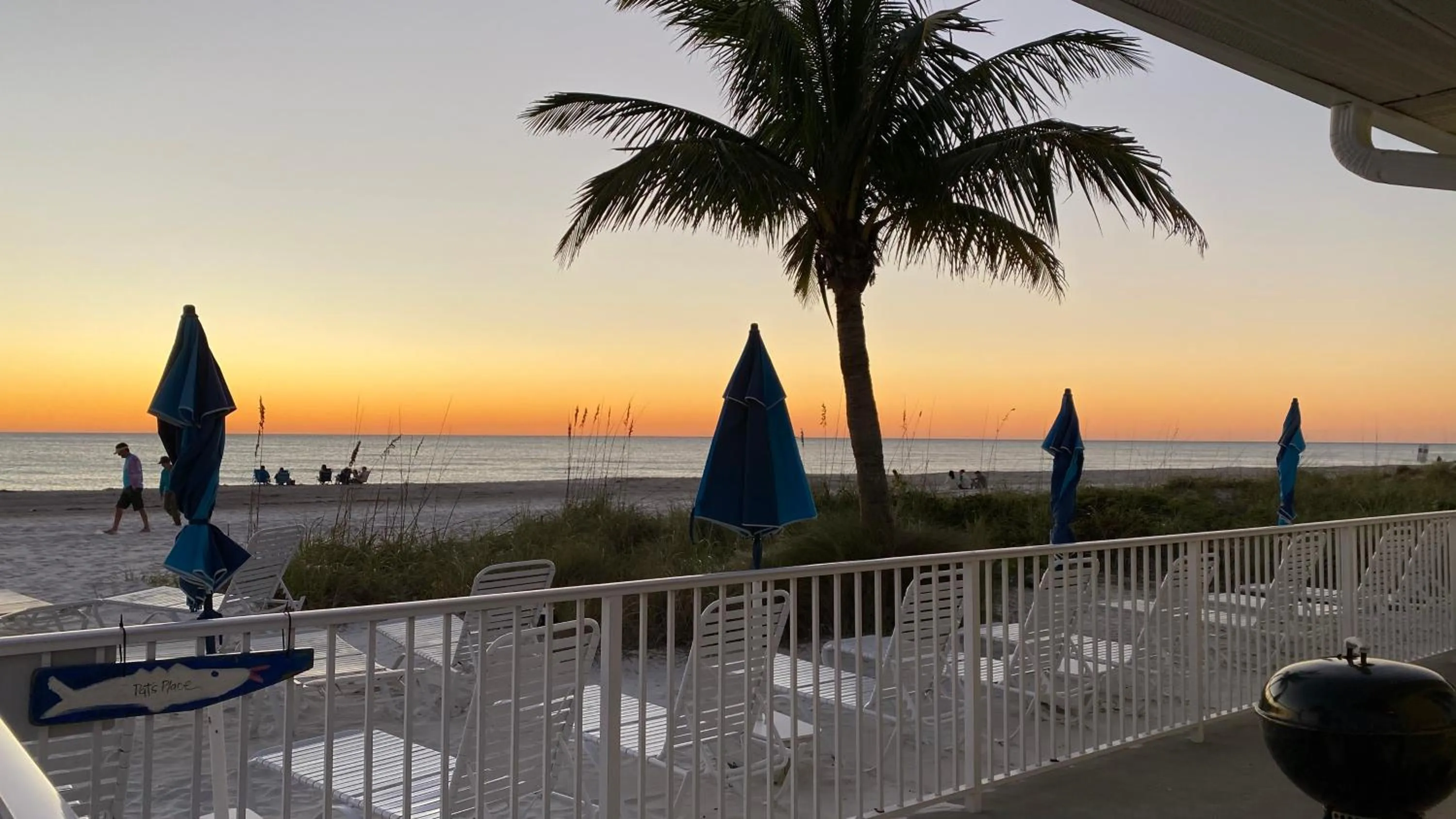 White Sands Beach Resort - Anna Maria Island