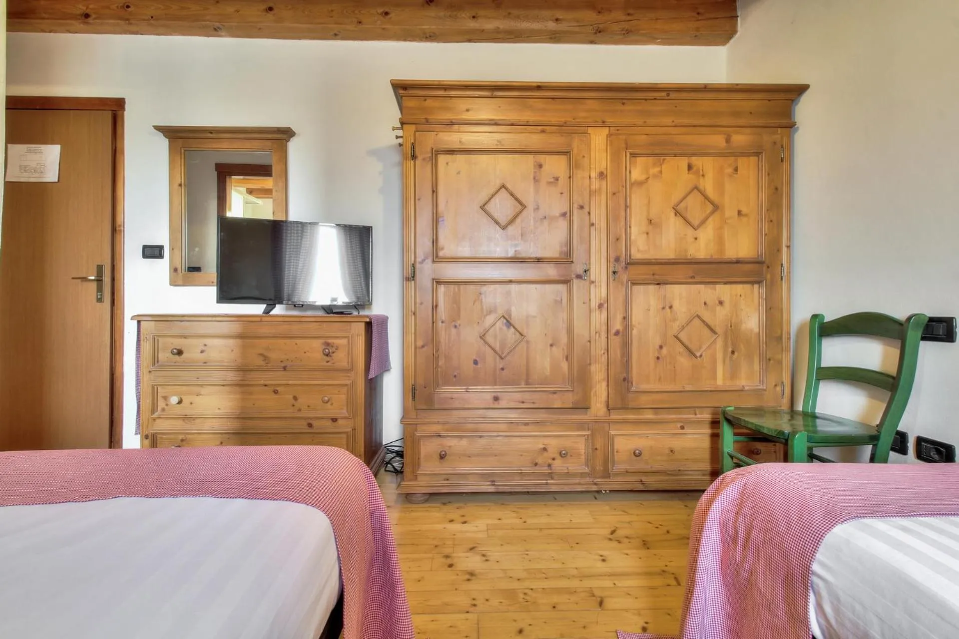 Bedroom, Bed in Casa Romantica La Parenzana