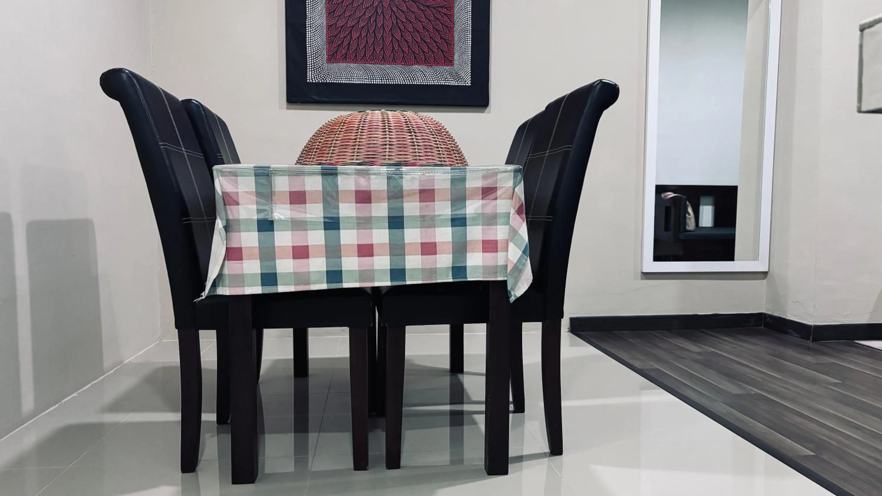 Dining area in Ada Hotel & Apartment