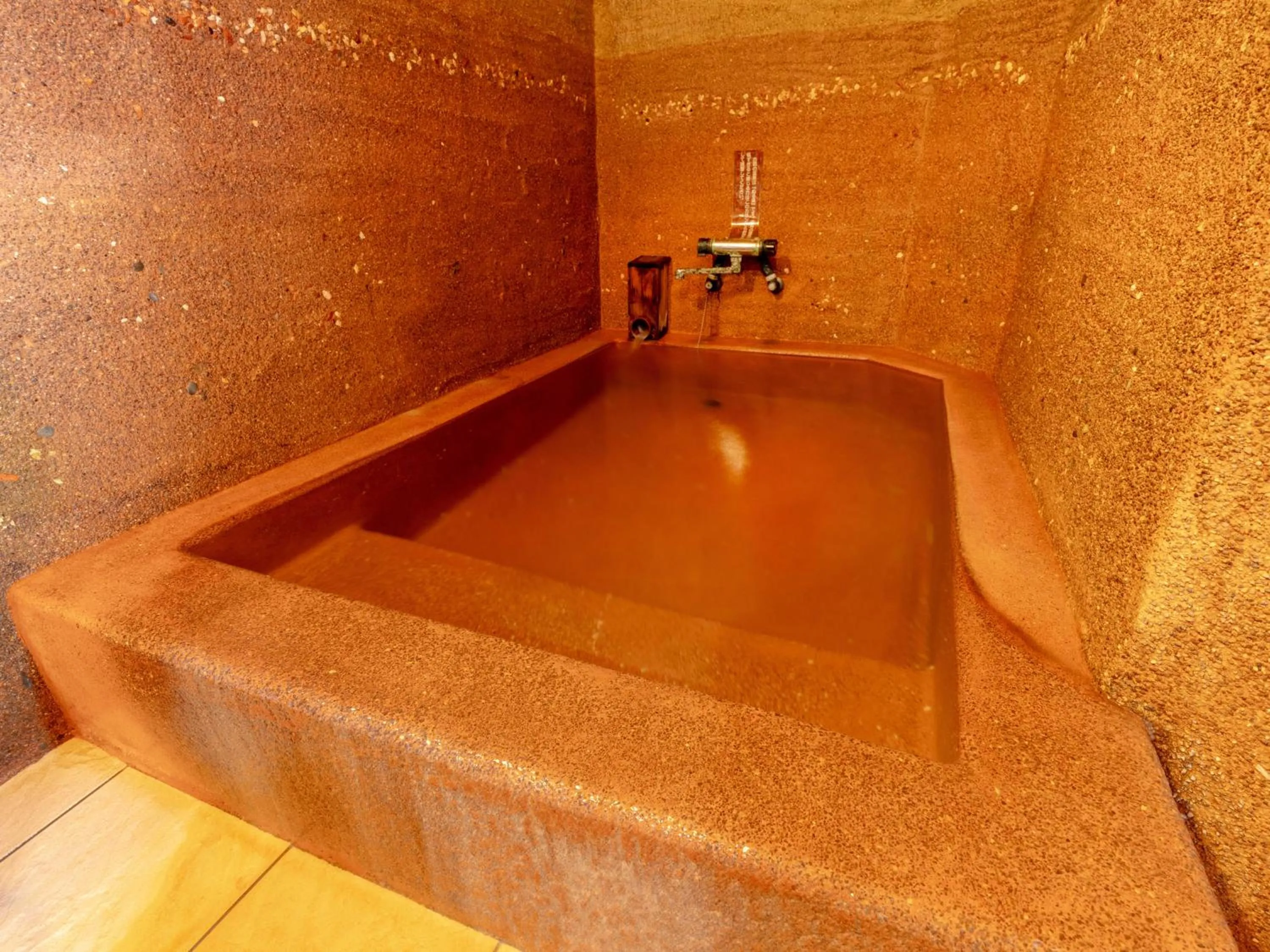 Hot Spring Bath in Enmeikan