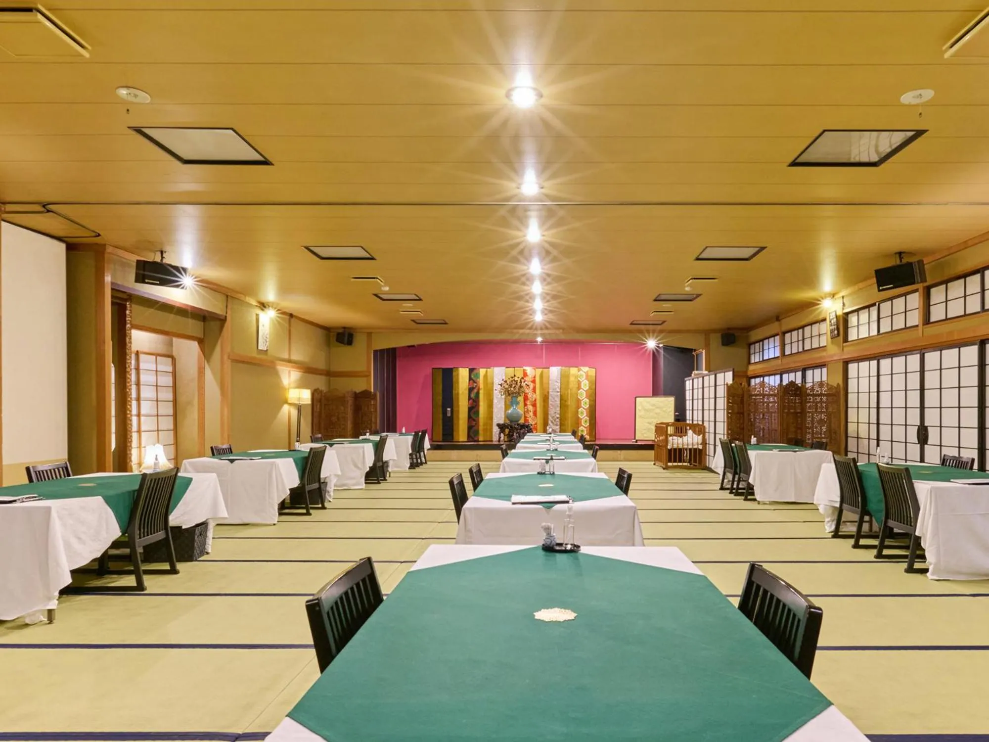 Restaurant/places to eat in Enmeikan