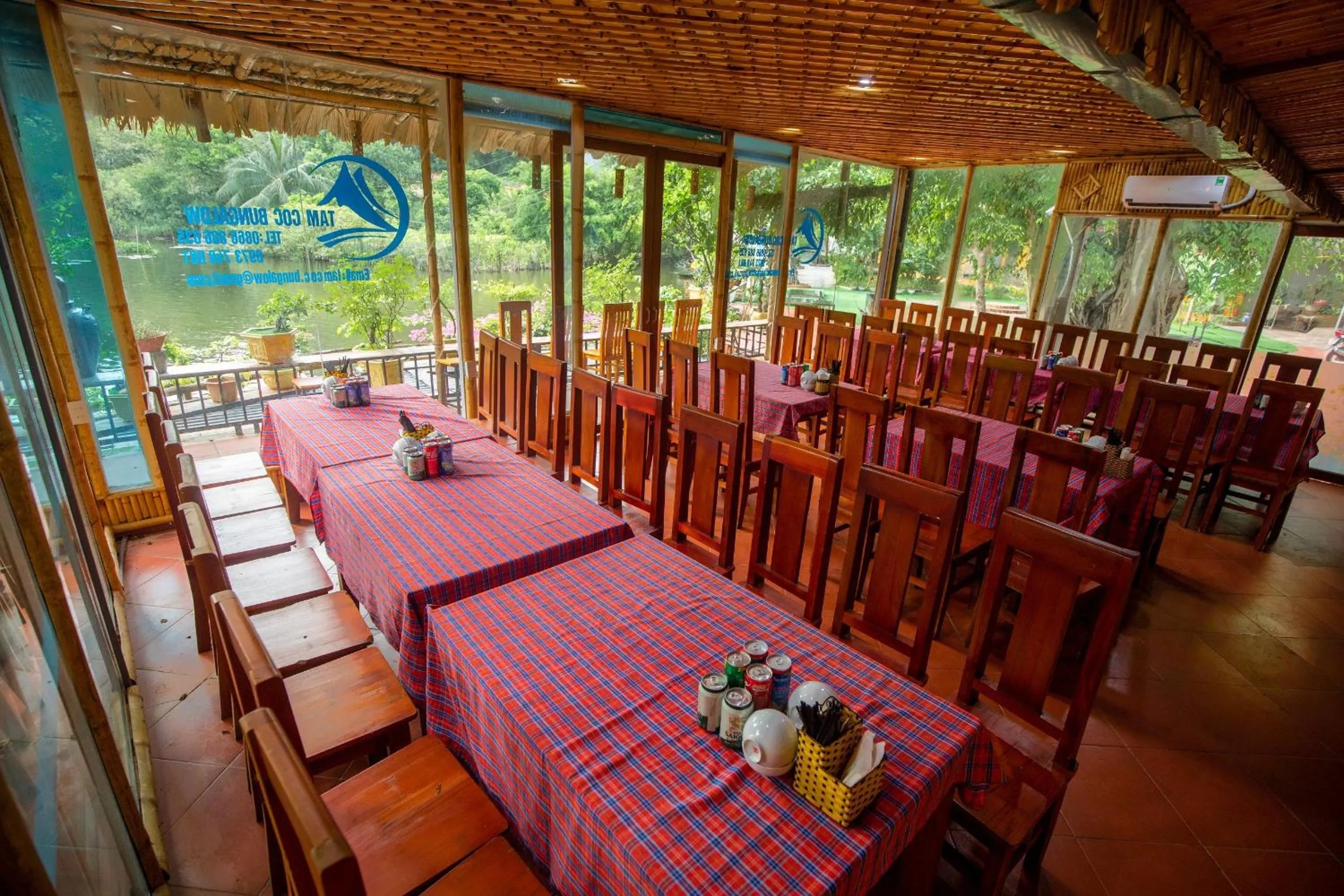 Restaurant/places to eat in Tam Coc Bungalow