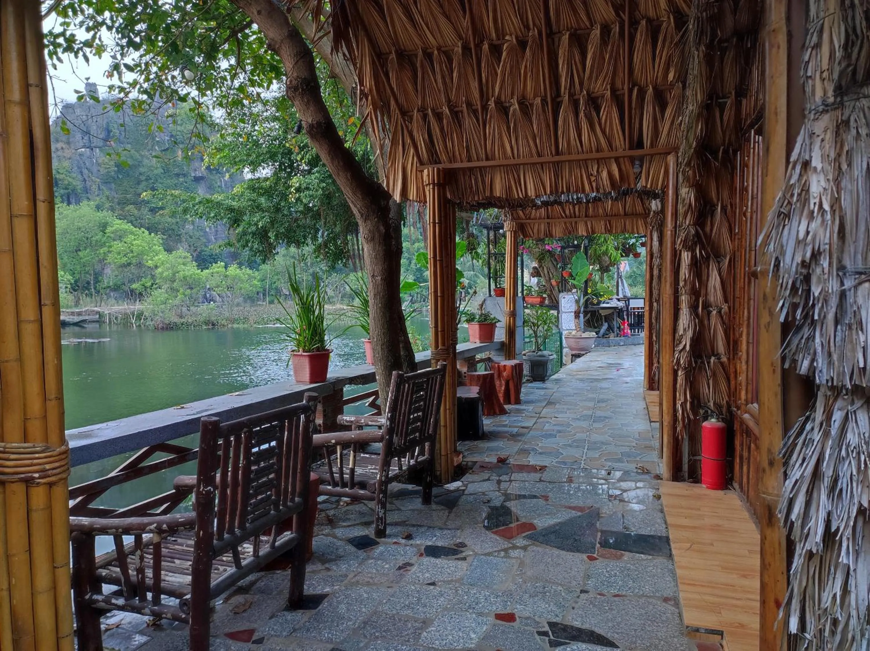 River view in Tam Coc Bungalow