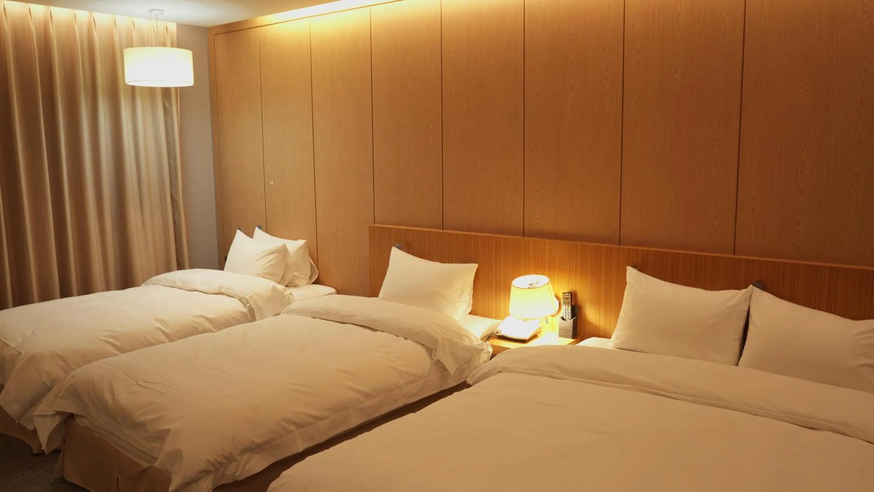 Bed in Incheon Stay Hotel