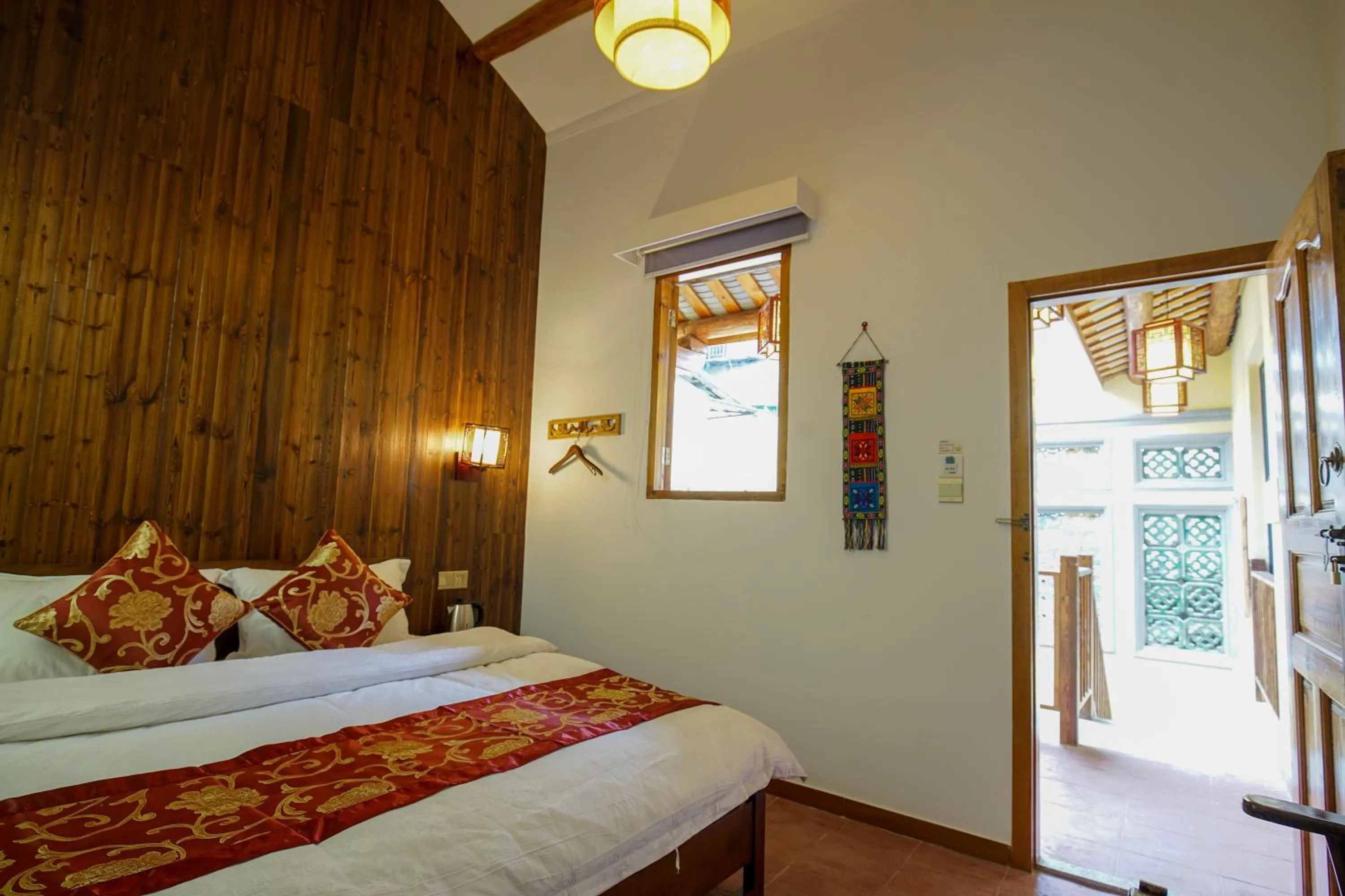 Photo of the whole room, Bed in Chaozhou Hello Inn