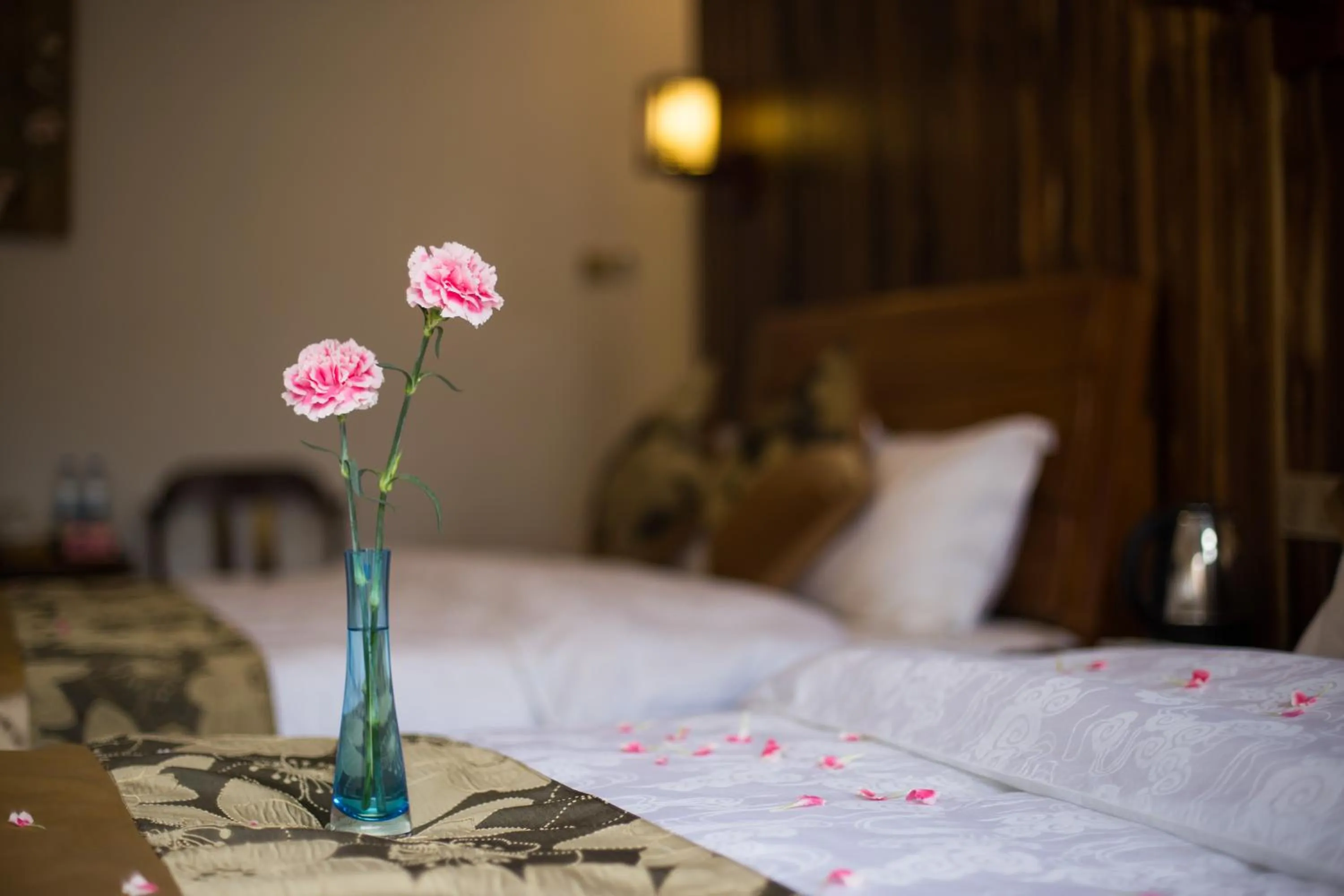 Decorative detail, Bed in Chaozhou Hello Inn