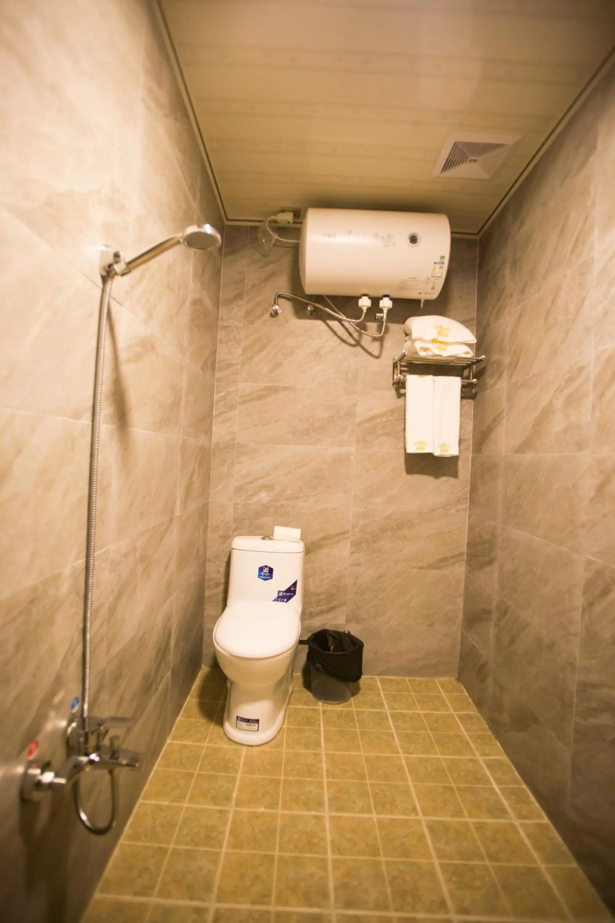 Bathroom in Chaozhou Hello Inn